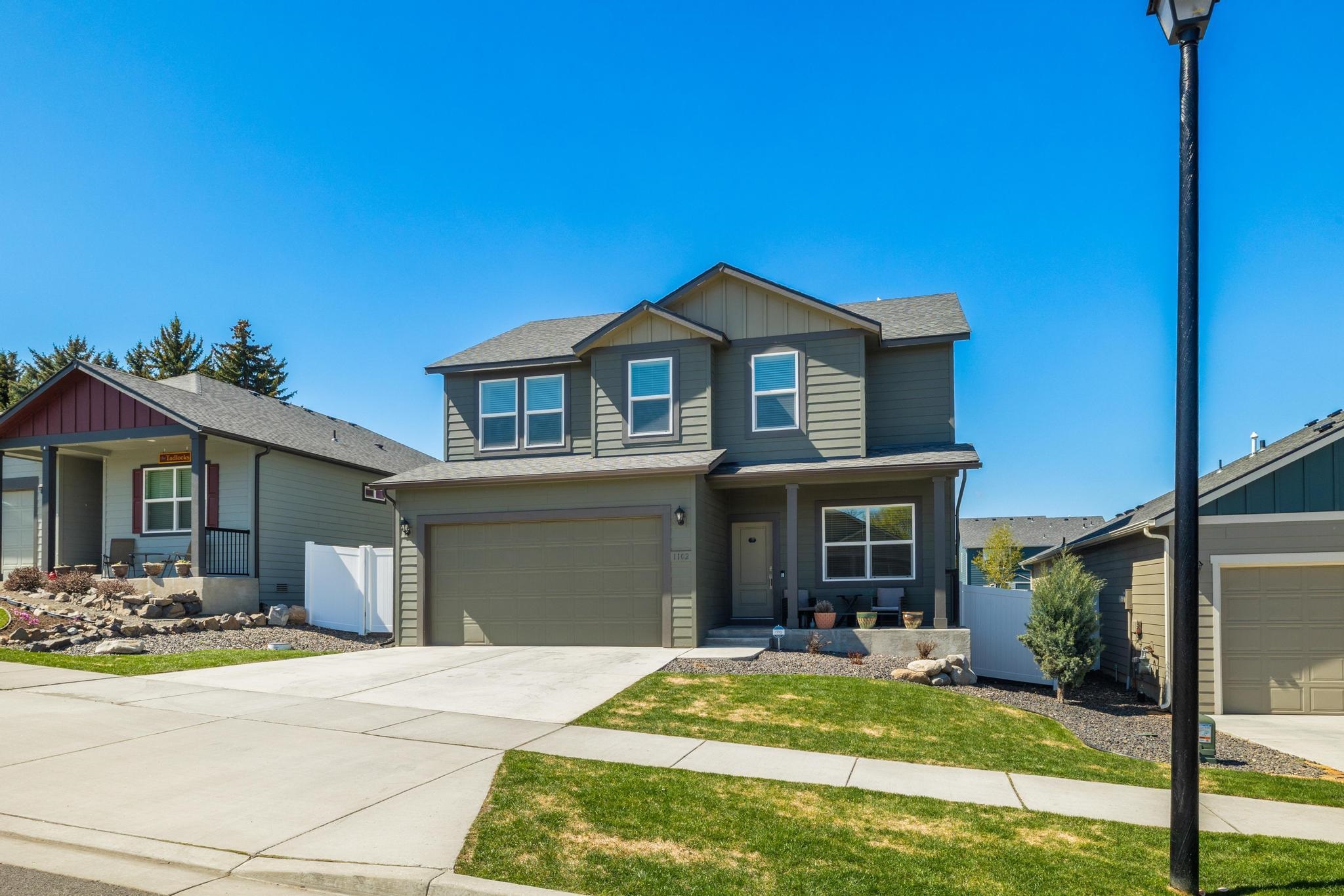 Spokane Valley, Washington, 99037, United States, 4 Bedrooms Bedrooms, ,3 BathroomsBathrooms,Residential,For Sale,1786142