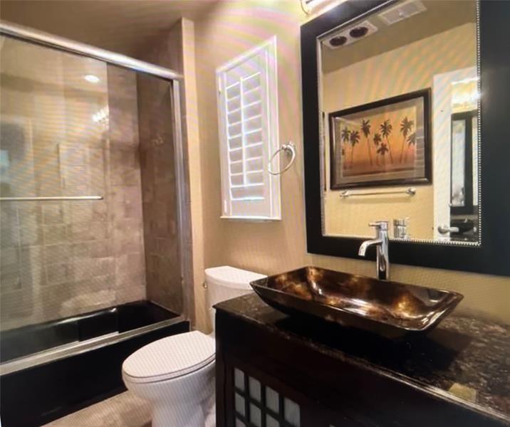 Tamarac, Florida, 33319, United States, 2 Bedrooms Bedrooms, ,2 BathroomsBathrooms,Residential,For Sale,1973245