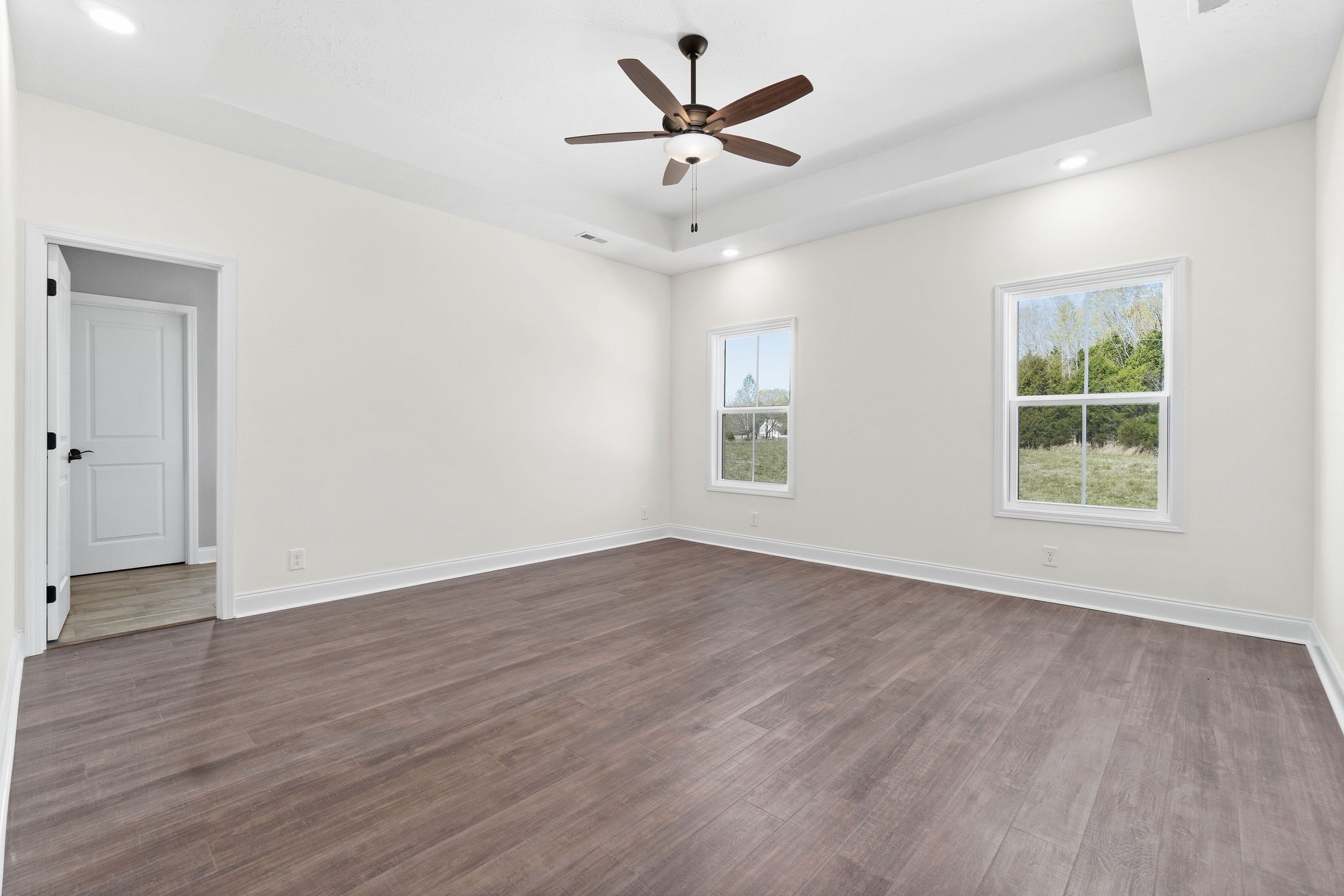 Southside, Tennessee, 37171, United States, 3 Bedrooms Bedrooms, ,3 BathroomsBathrooms,Residential,For Sale,1943540