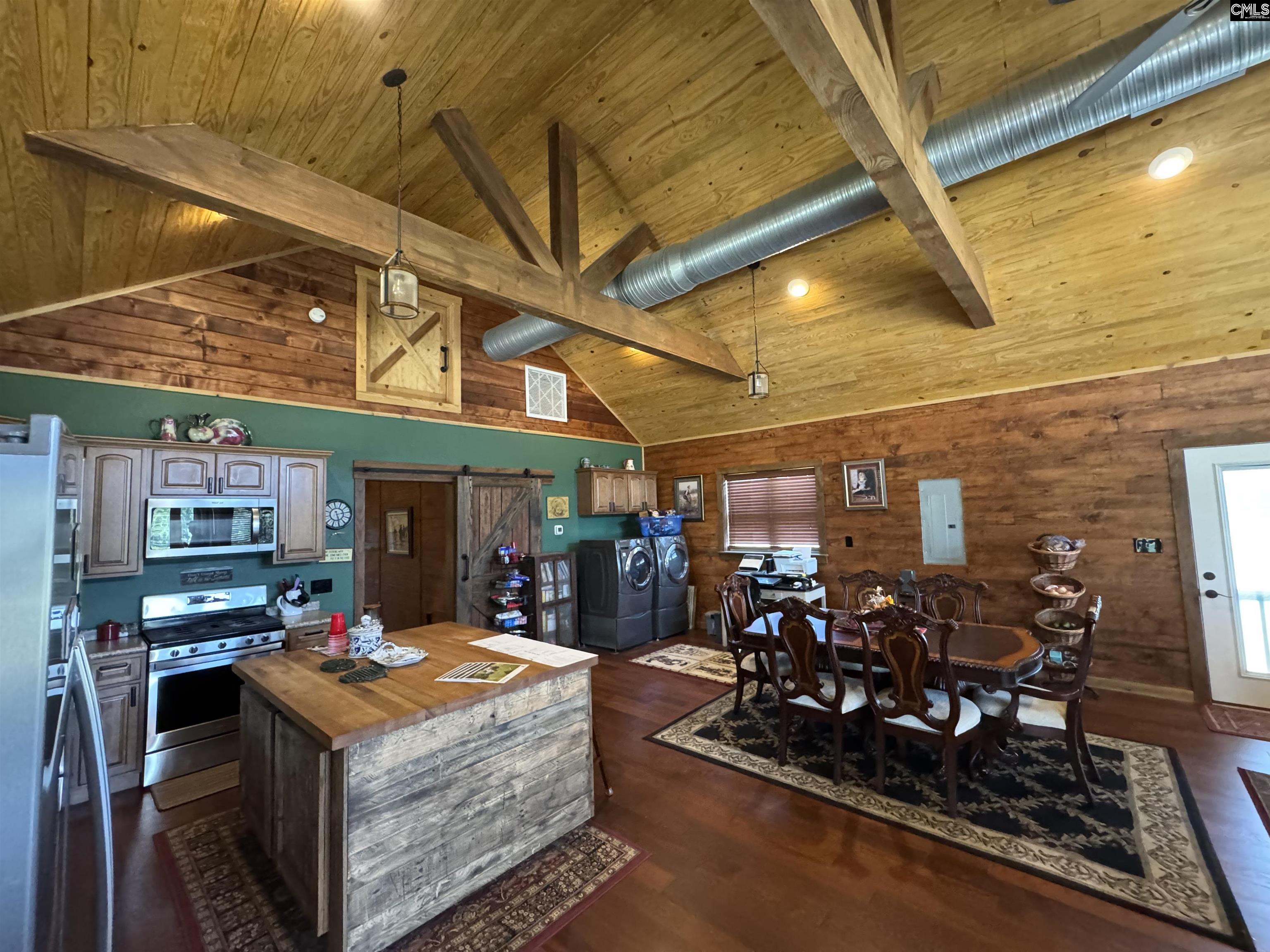 Newberry, South Carolina, 29108, United States, 3 Bedrooms Bedrooms, ,3 BathroomsBathrooms,Residential,For Sale,1987677