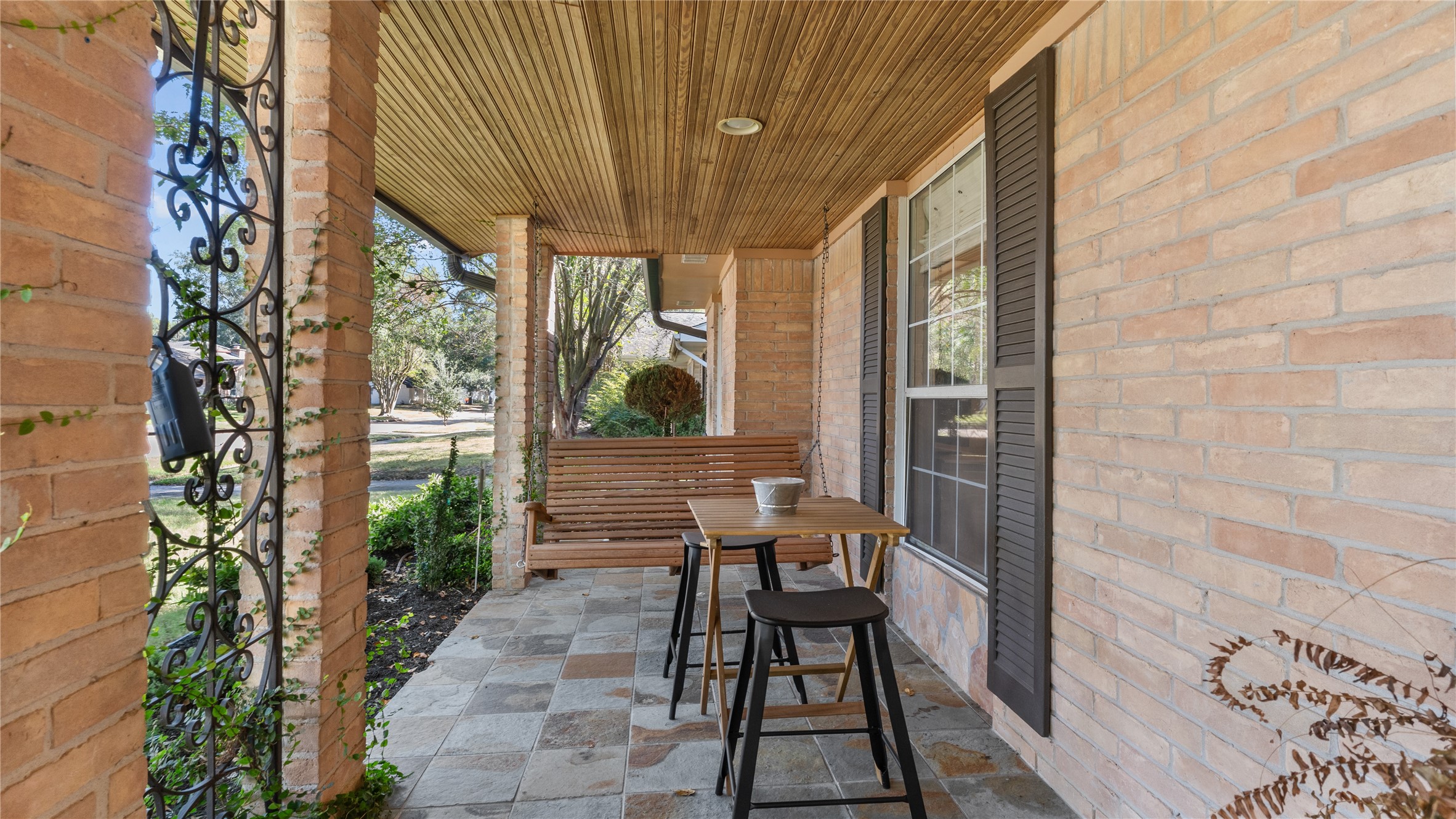 Houston, Texas, 77096, United States, 3 Bedrooms Bedrooms, ,3 BathroomsBathrooms,Residential,For Sale,1966528