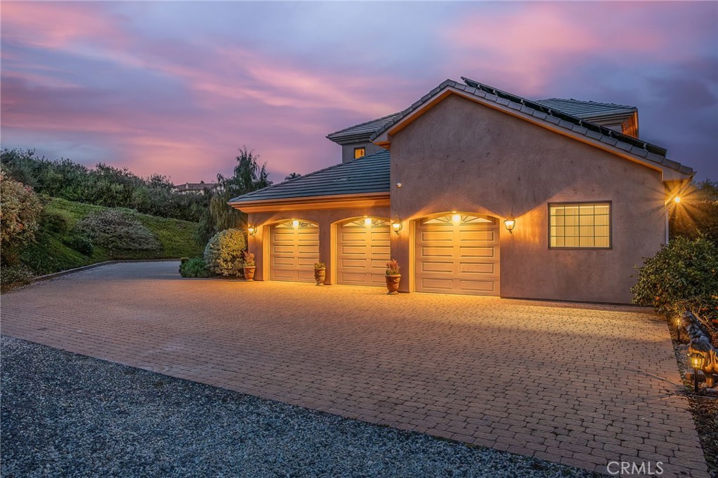Fallbrook, California, 92028, United States, 4 Bedrooms Bedrooms, ,4 BathroomsBathrooms,Residential,For Sale,1792219