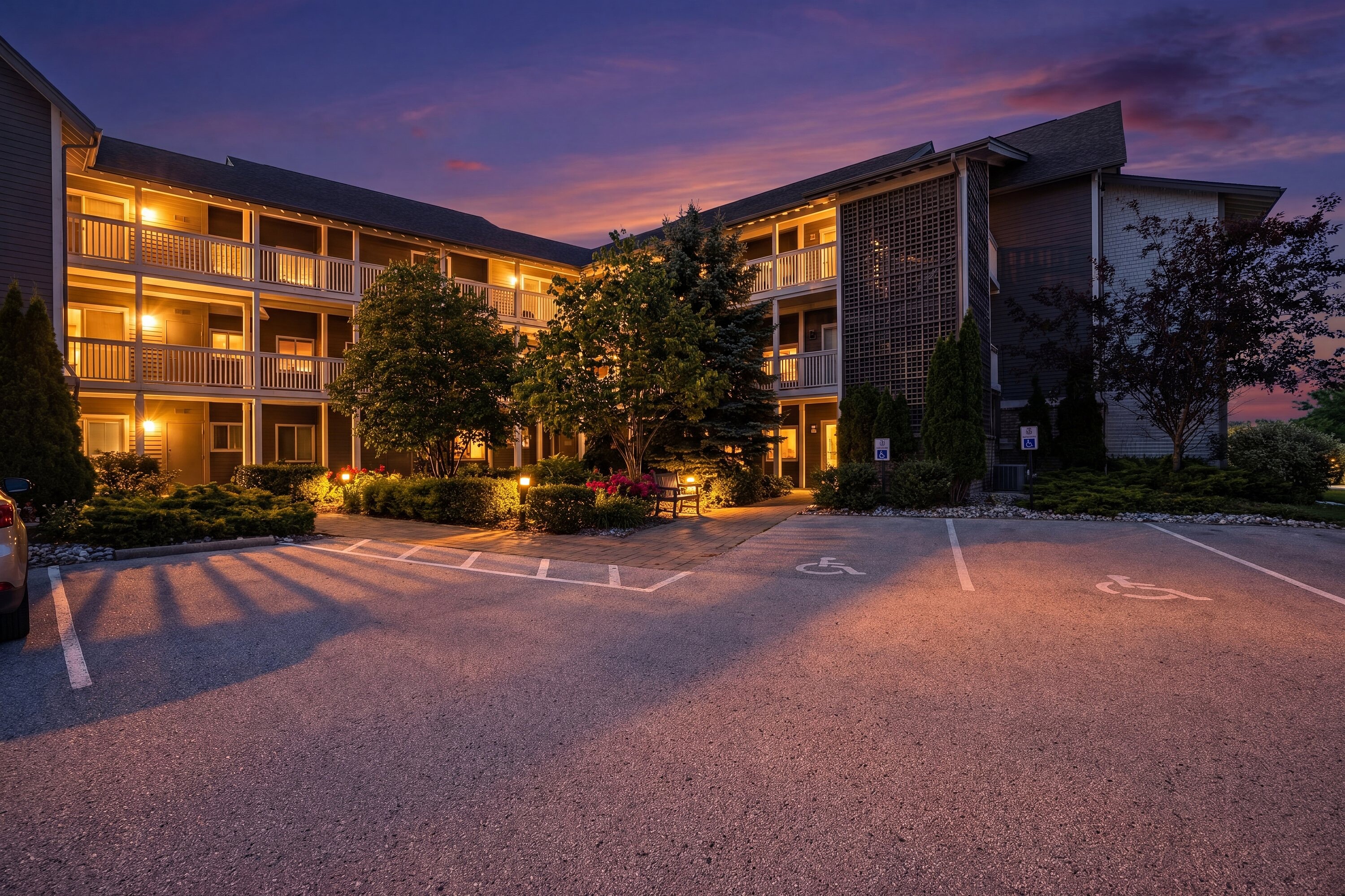  Beautiful Ground-Floor Condo - 物件實景