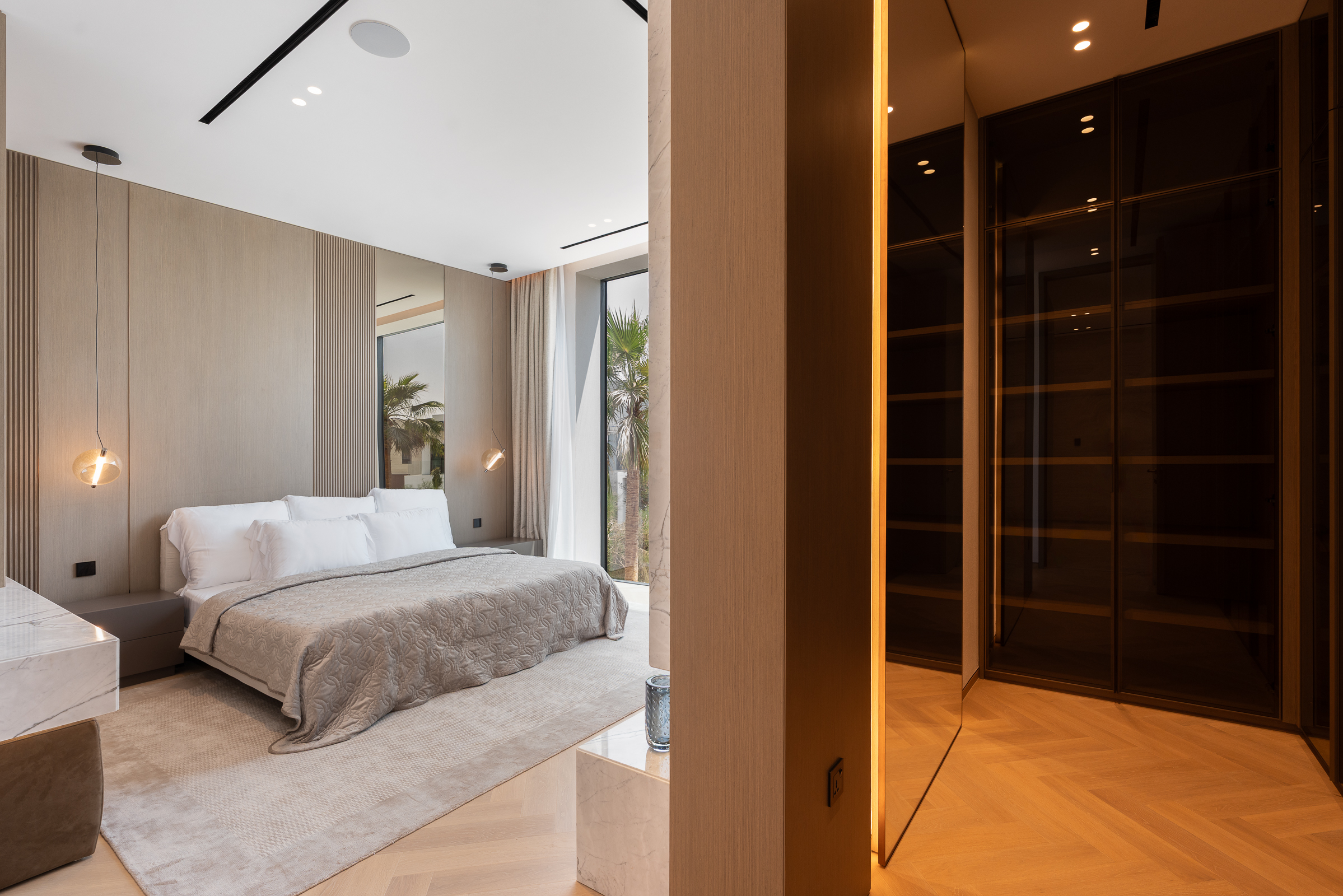  Outstanding Ready-to-Move Villa in Al Barari - 物件實景