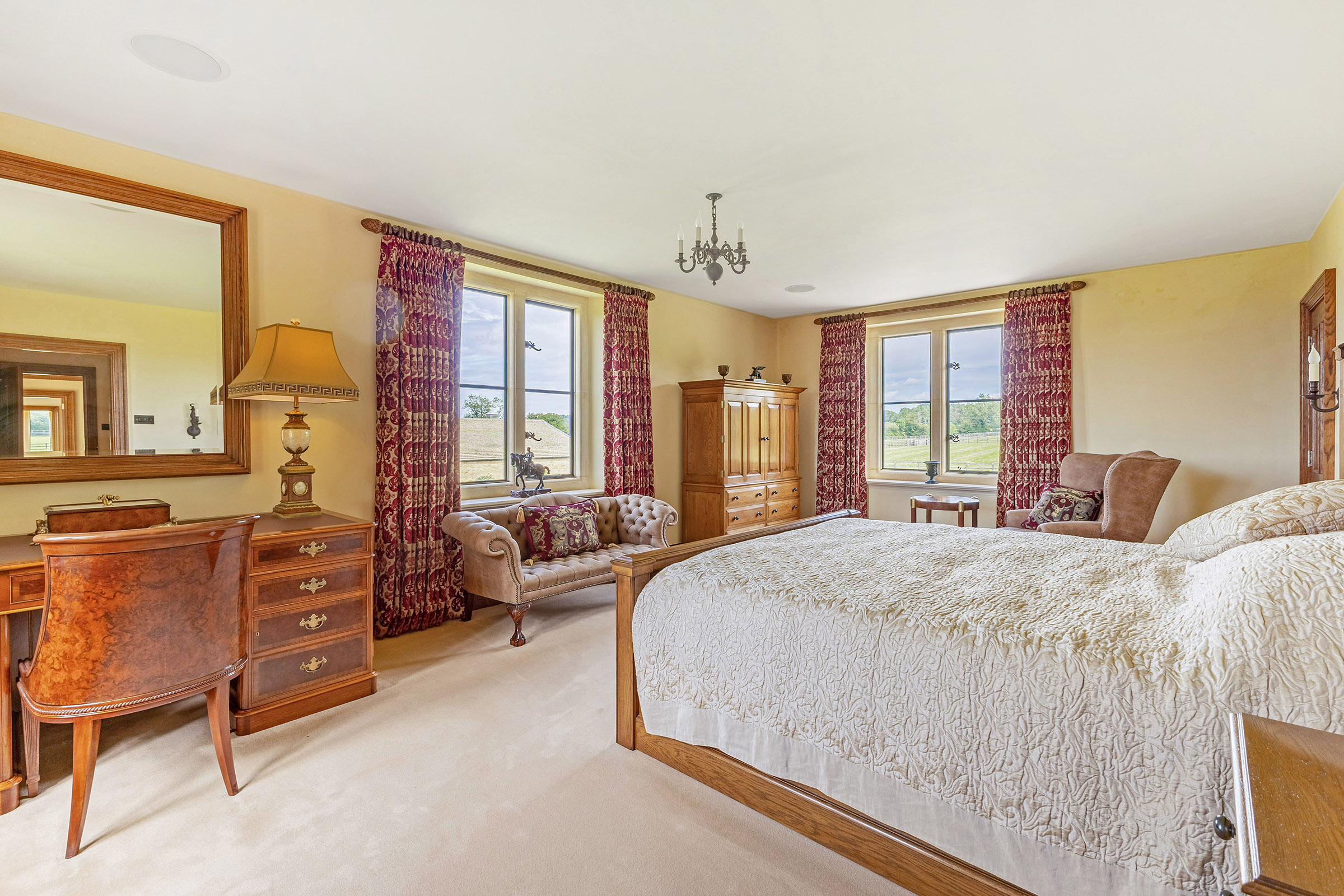  An Impressive Country Estate with Indoor Pool and Equestrian Facilities - 物件實景