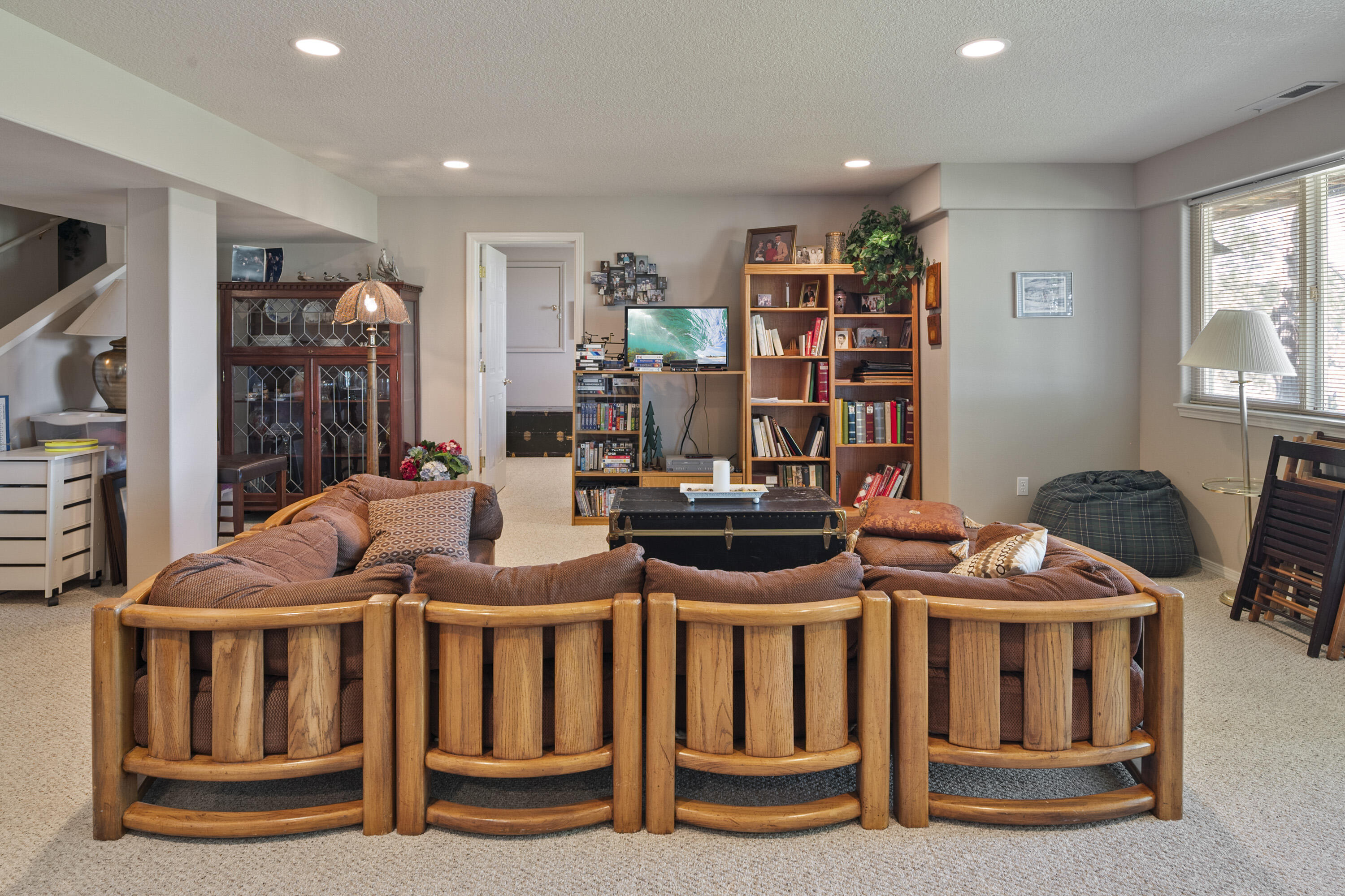 Powell Butte, Oregon, 97753, United States, 4 Bedrooms Bedrooms, ,3 BathroomsBathrooms,Residential,For Sale,1851575