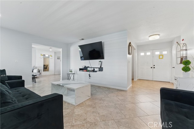 Desert Hot Springs, California, 92241, United States, 4 Bedrooms Bedrooms, ,3 BathroomsBathrooms,Residential,For Sale,1975941