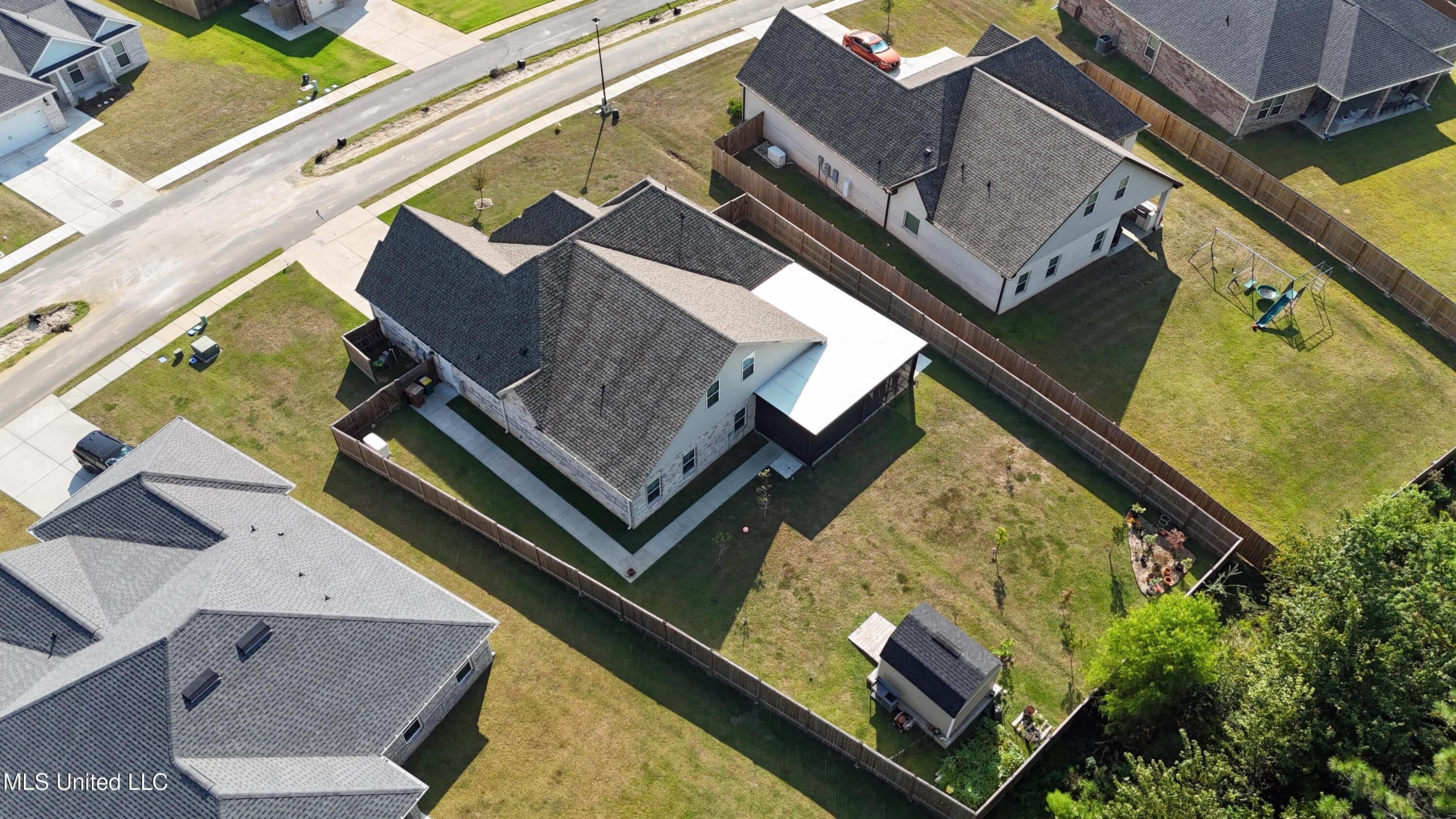 Gulfport, Mississippi, 39503, United States, 5 Bedrooms Bedrooms, ,3 BathroomsBathrooms,Residential,For Sale,1979883