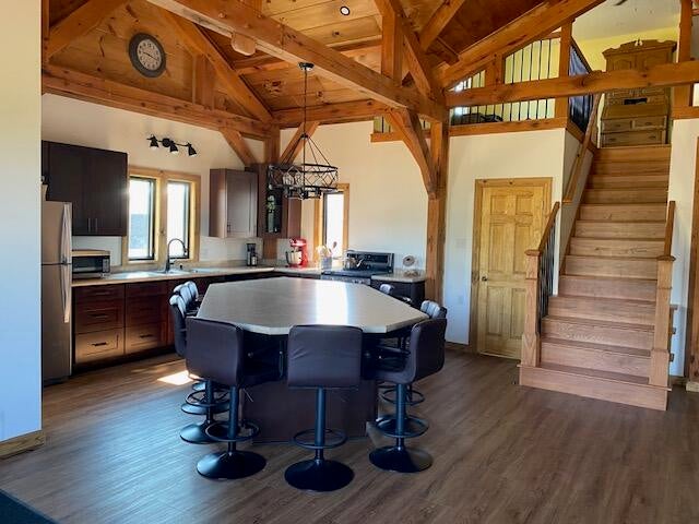 Galena, Missouri, 65656, United States, 4 Bedrooms Bedrooms, ,3 BathroomsBathrooms,Residential,For Sale,1921688