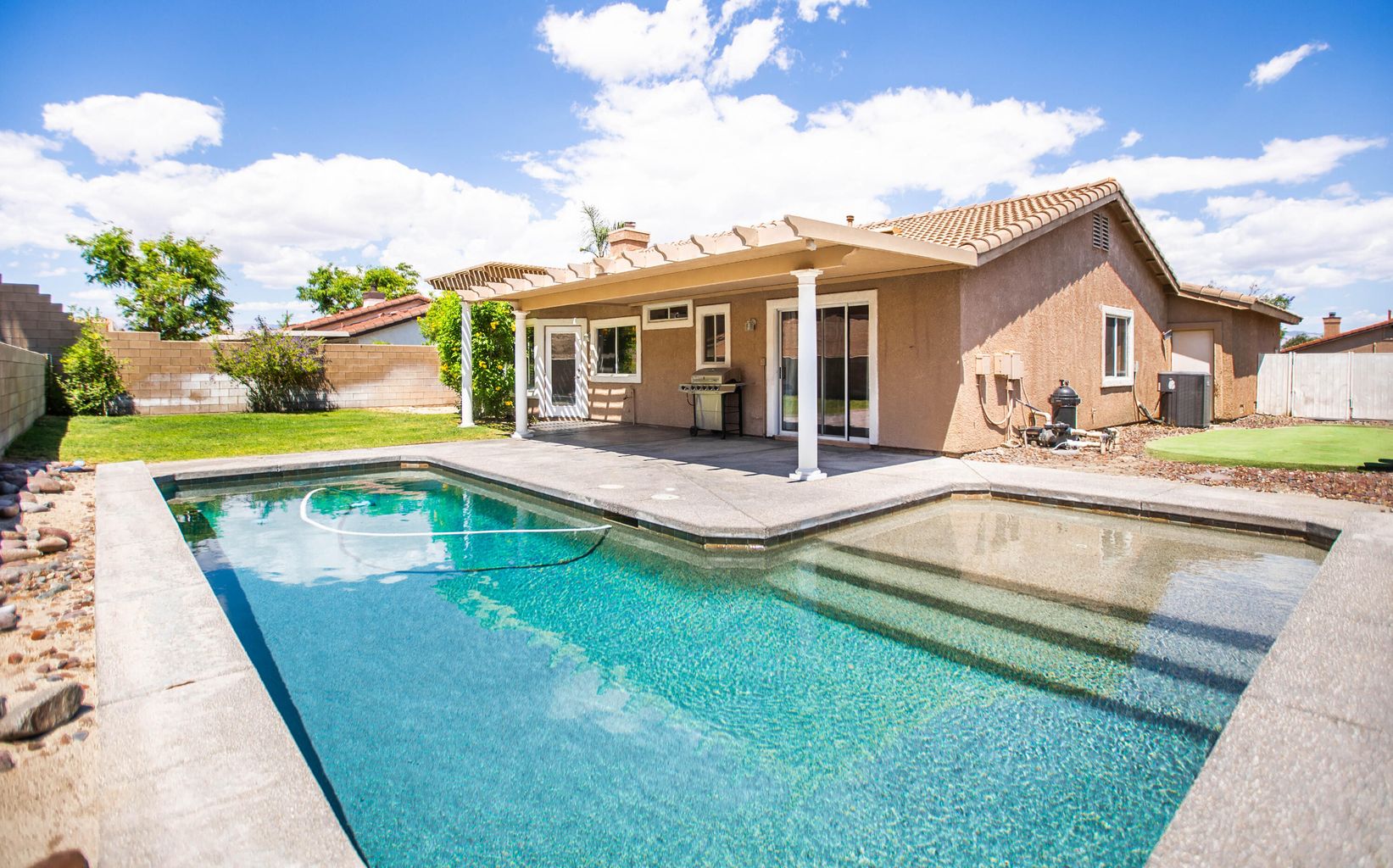 La Quinta, California, 92253, United States, 4 Bedrooms Bedrooms, ,2 BathroomsBathrooms,Residential,For Sale,1921262