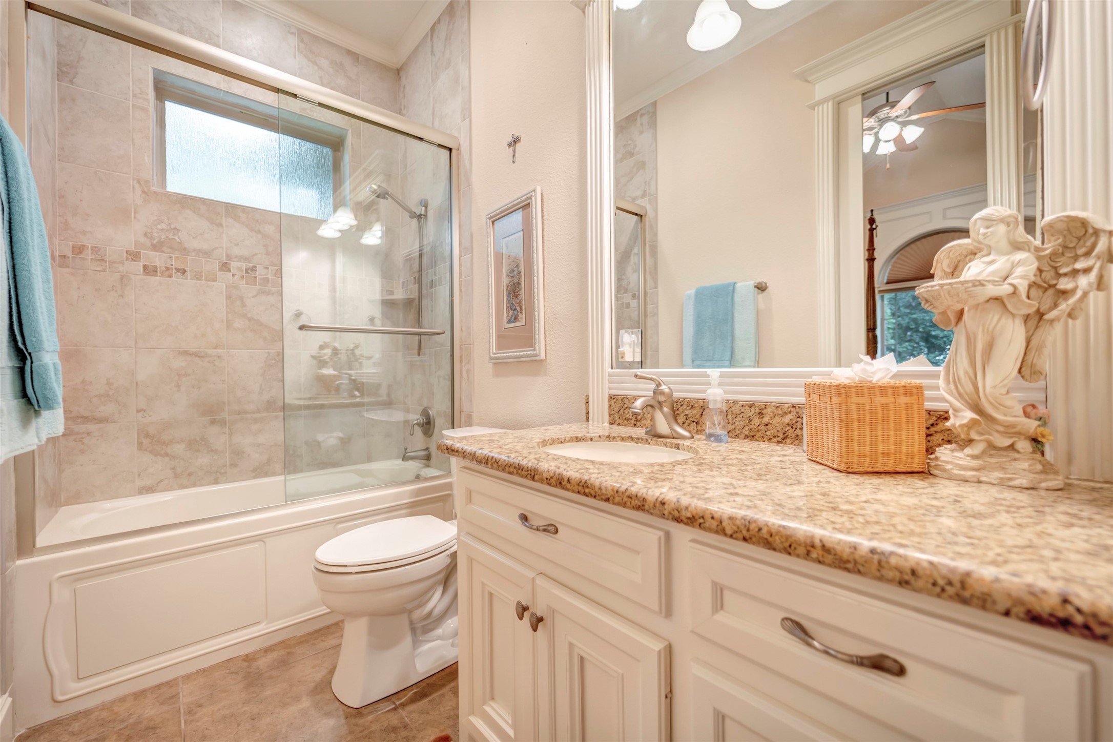 Conroe, Texas, 77304, United States, 3 Bedrooms Bedrooms, ,4 BathroomsBathrooms,Residential,For Sale,1991628