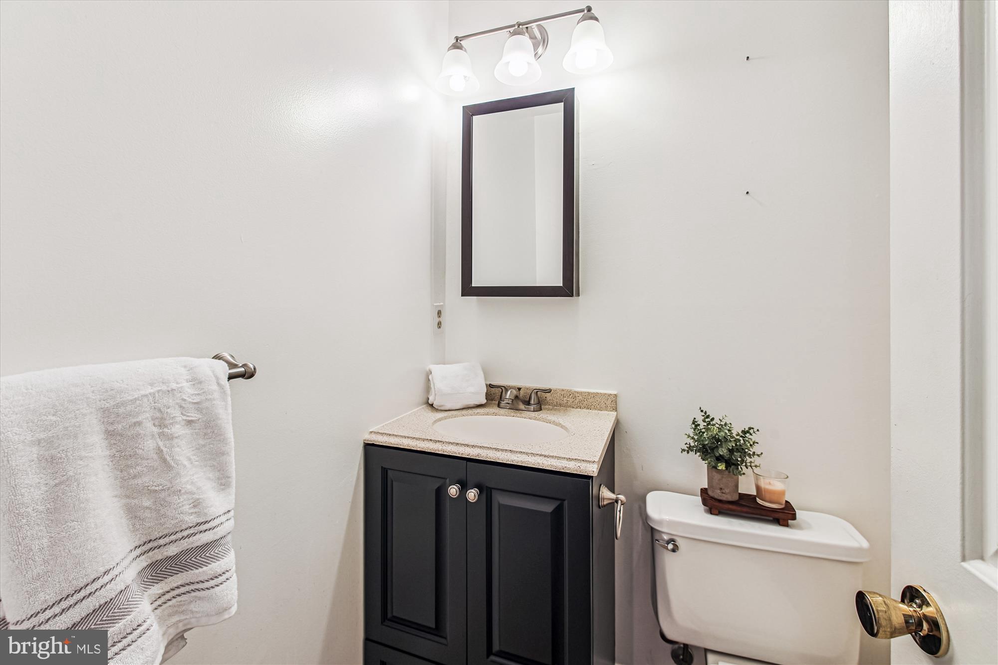 Arnold, Maryland, 21012, United States, 4 Bedrooms Bedrooms, ,3 BathroomsBathrooms,Residential,For Sale,1979079