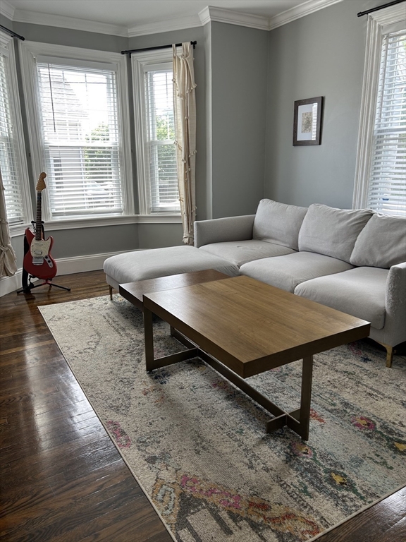 Salem, Massachusetts, 01970, United States, 3 Bedrooms Bedrooms, ,2 BathroomsBathrooms,Residential,For Sale,2049381