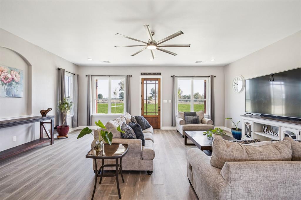 Edgewood, Texas, 75169, United States, 3 Bedrooms Bedrooms, ,3 BathroomsBathrooms,Residential,For Sale,1994532