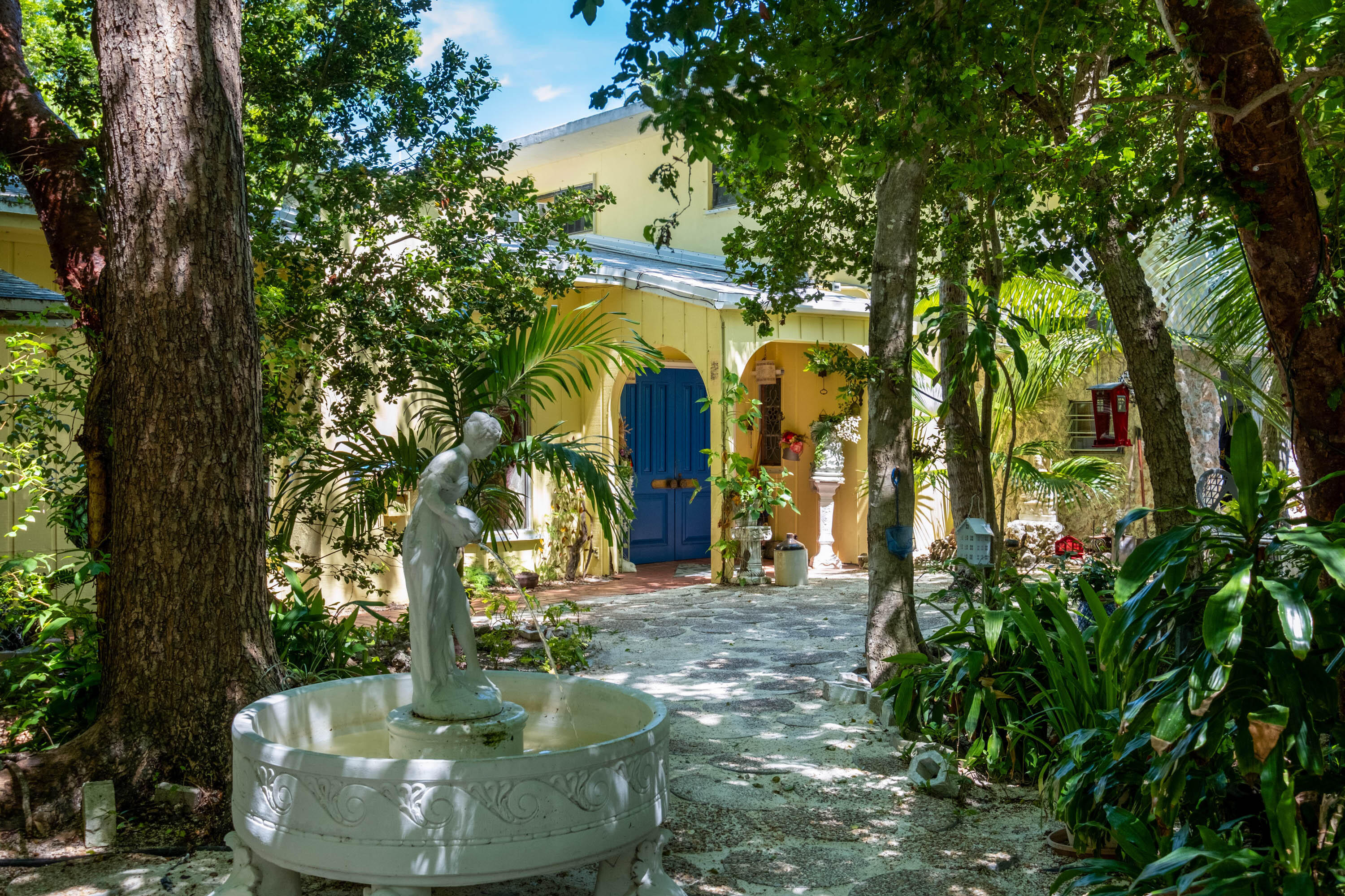 KEY LARGO, Florida, 33037, United States, 10 Bedrooms Bedrooms, ,9 BathroomsBathrooms,Residential,For Sale,1759223