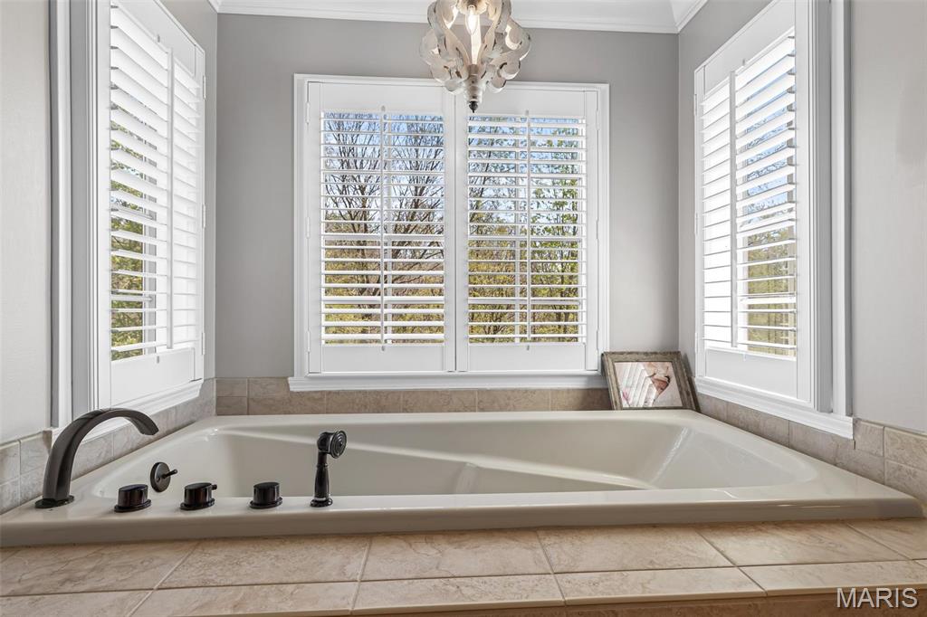 Jackson, Missouri, 63755, United States, 6 Bedrooms Bedrooms, ,4 BathroomsBathrooms,Residential,For Sale,1941660