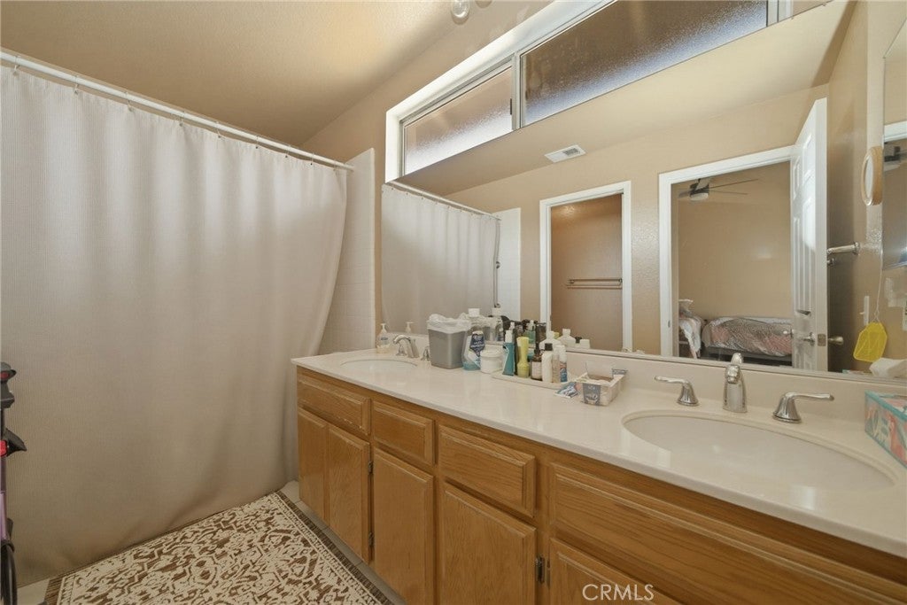 Moreno Valley, California, 92557, United States, 3 Bedrooms Bedrooms, ,2 BathroomsBathrooms,Residential,For Sale,2040659