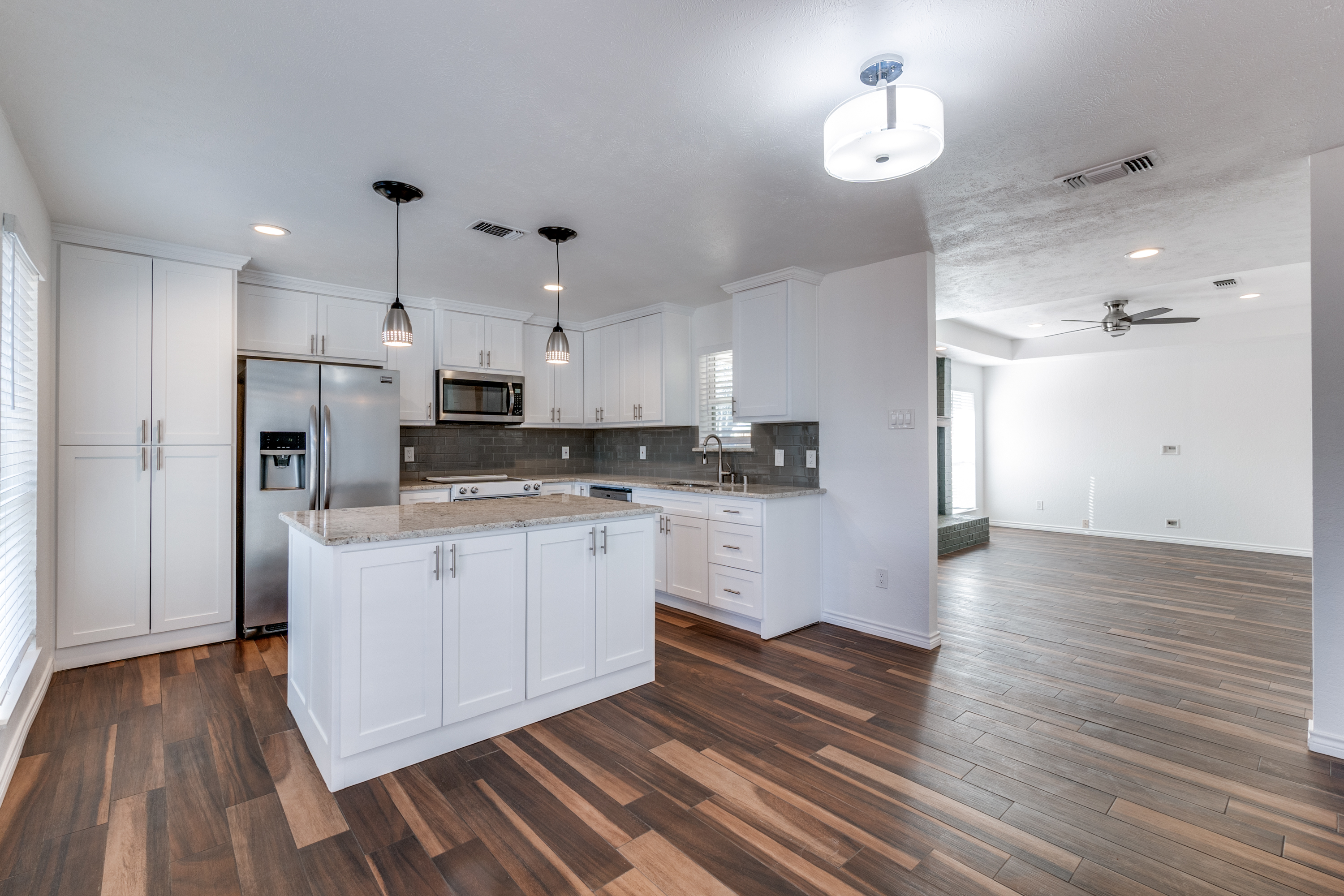  Thoughtfully Remodeled East Dallas Retreat with Timeless Style - 物件實景