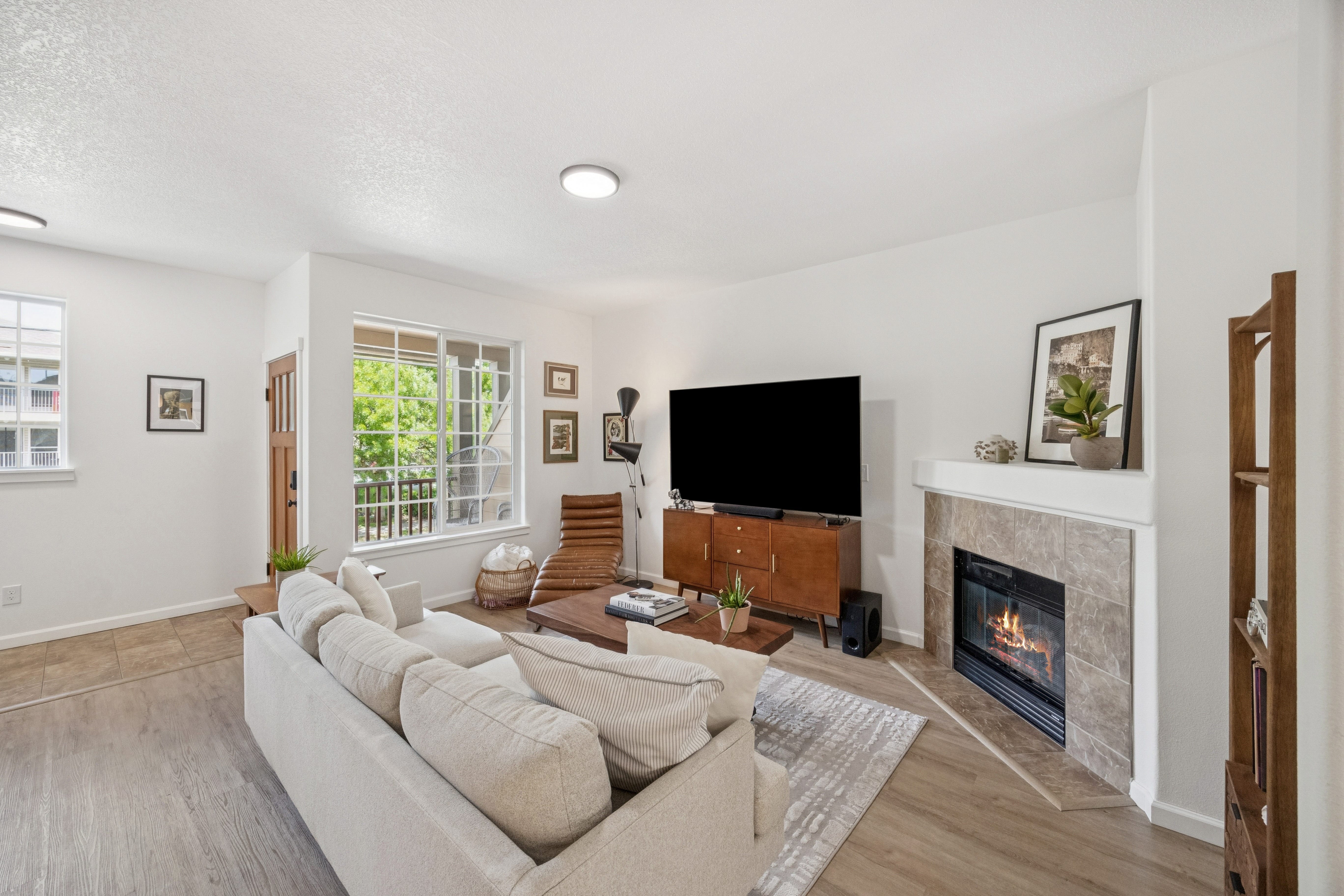  16220 SW BASELINE RD Beaverton, OR 97006 - 物件實景