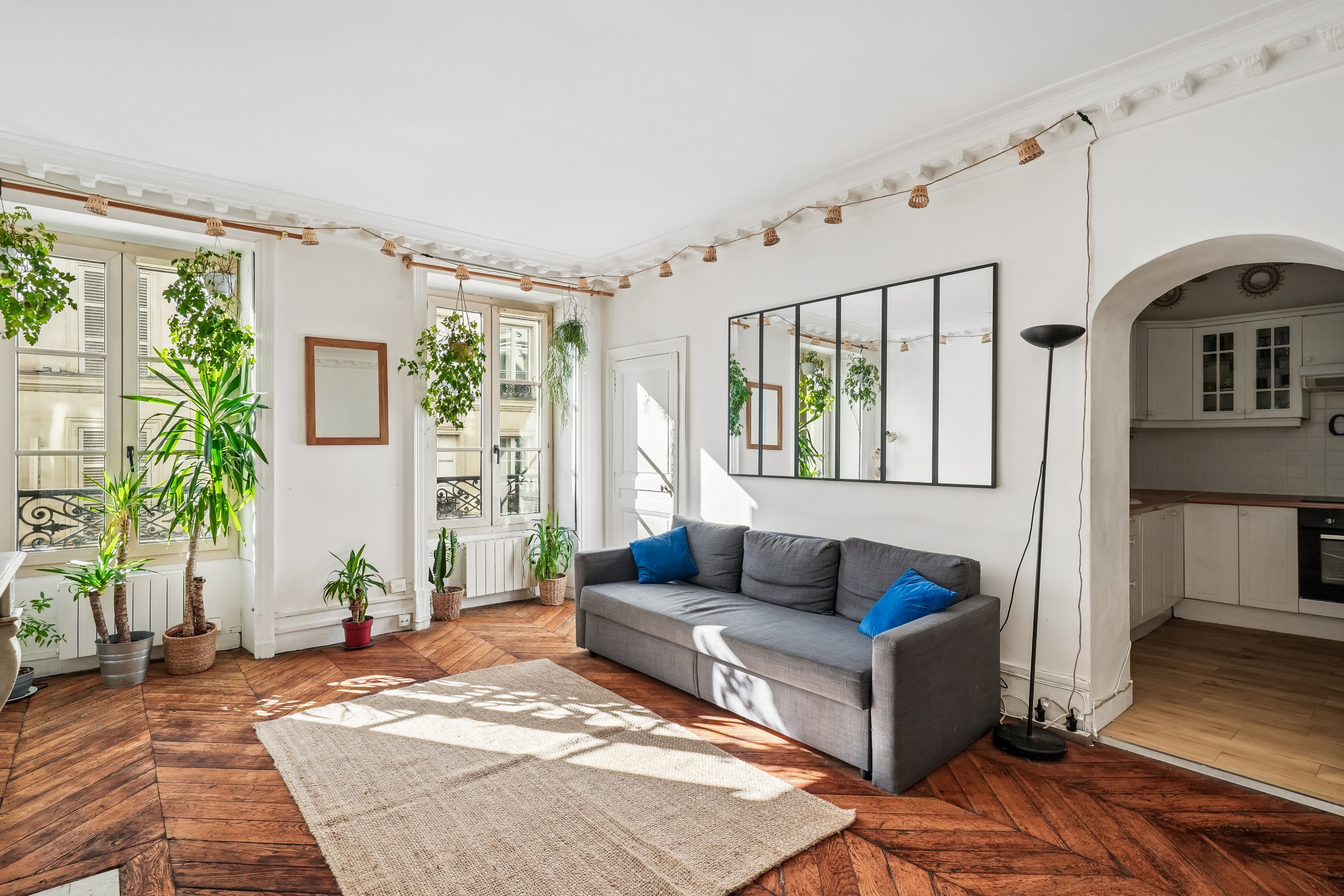  Bright, dual-aspect apartment in the heart of Paris’s 9th arrondissement - 物件實景