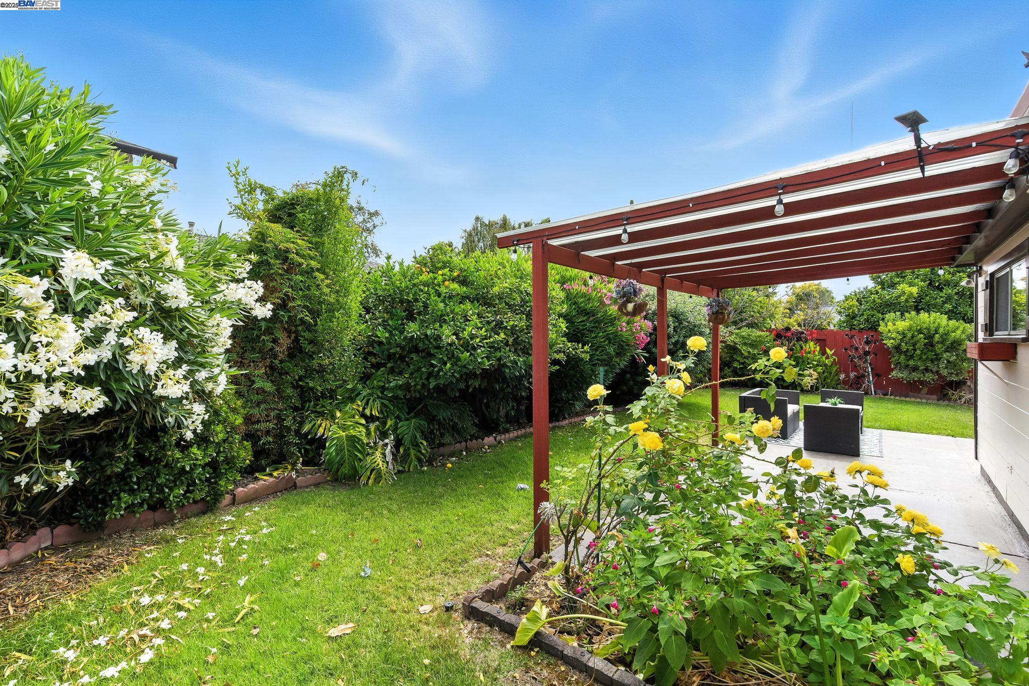 Newark, California, 94560, United States, 3 Bedrooms Bedrooms, ,2 BathroomsBathrooms,Residential,For Sale,1947104