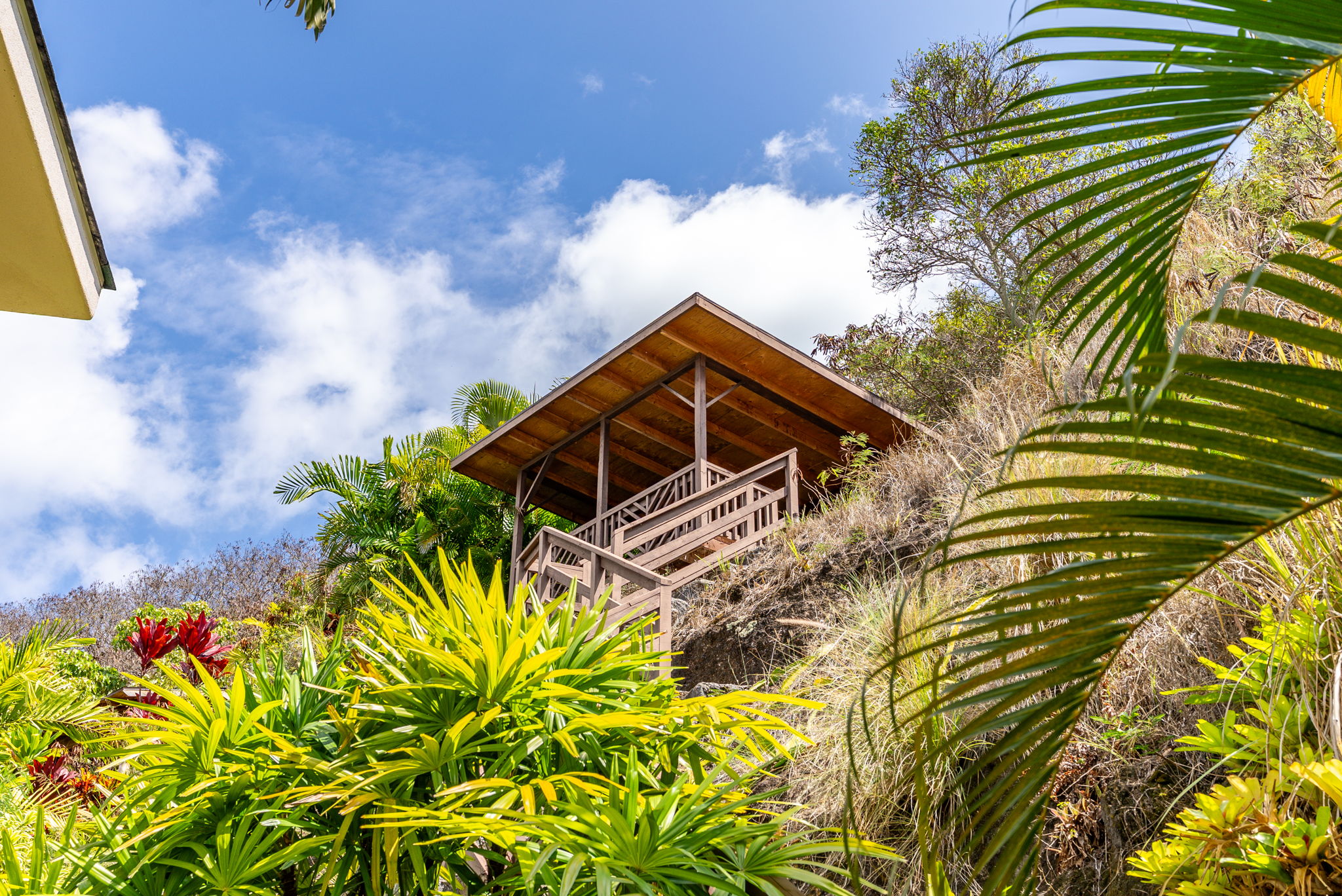 Kailua, Hawaii, 96734, United States, 6 Bedrooms Bedrooms, ,4 BathroomsBathrooms,Residential,For Sale,1981977