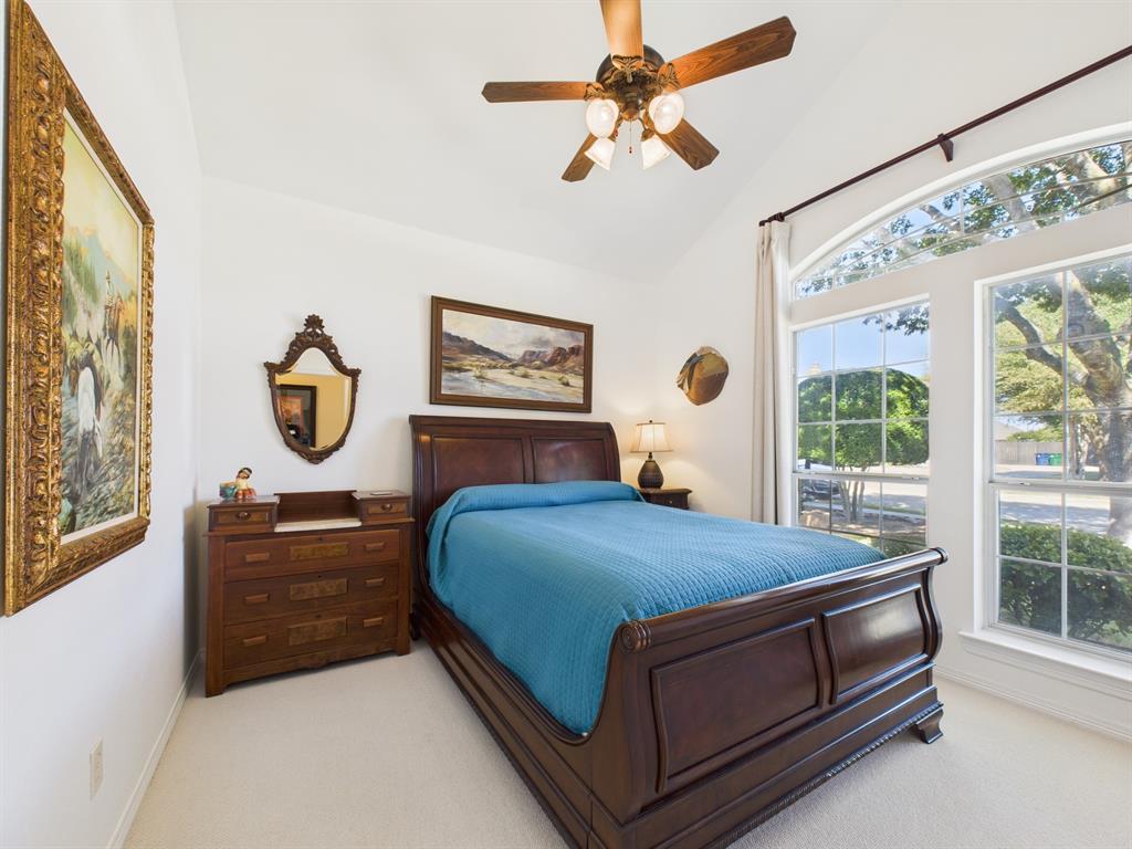 Waxahachie, Texas, 75165, United States, 3 Bedrooms Bedrooms, ,2 BathroomsBathrooms,Residential,For Sale,1977145