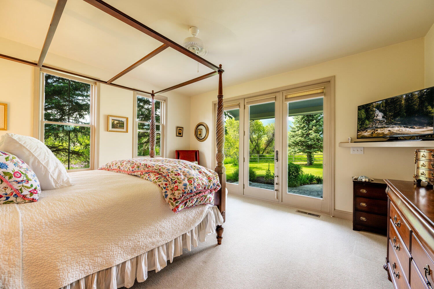 Big Horn, Wyoming, 82833, United States, 3 Bedrooms Bedrooms, ,4 BathroomsBathrooms,Residential,For Sale,2011301