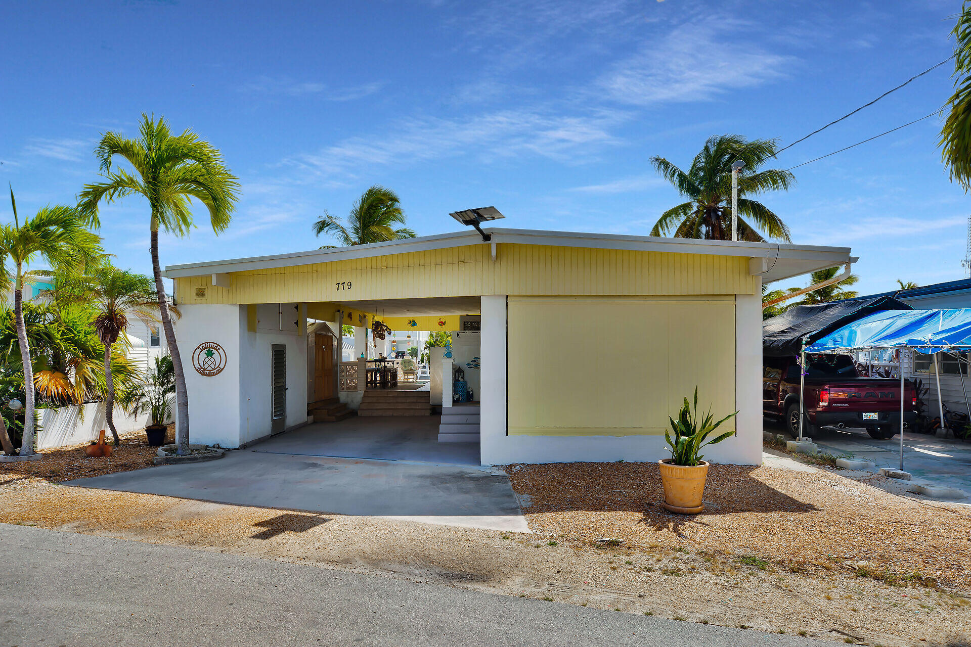 MARATHON, Florida, 33050, United States, 2 Bedrooms Bedrooms, ,2 BathroomsBathrooms,Residential,For Sale,1903685