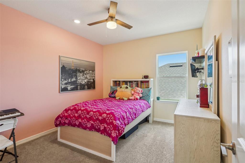 Apopka, Florida, 32703, United States, 5 Bedrooms Bedrooms, ,5 BathroomsBathrooms,Residential,For Sale,1837631