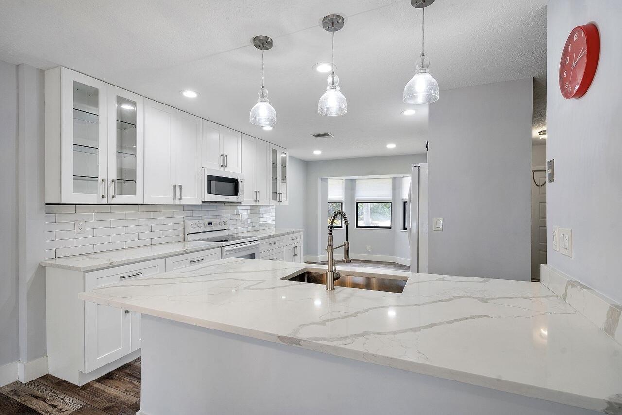 Deerfield Beach, Florida, 33442, United States, 3 Bedrooms Bedrooms, ,3 BathroomsBathrooms,Residential,For Sale,1890939