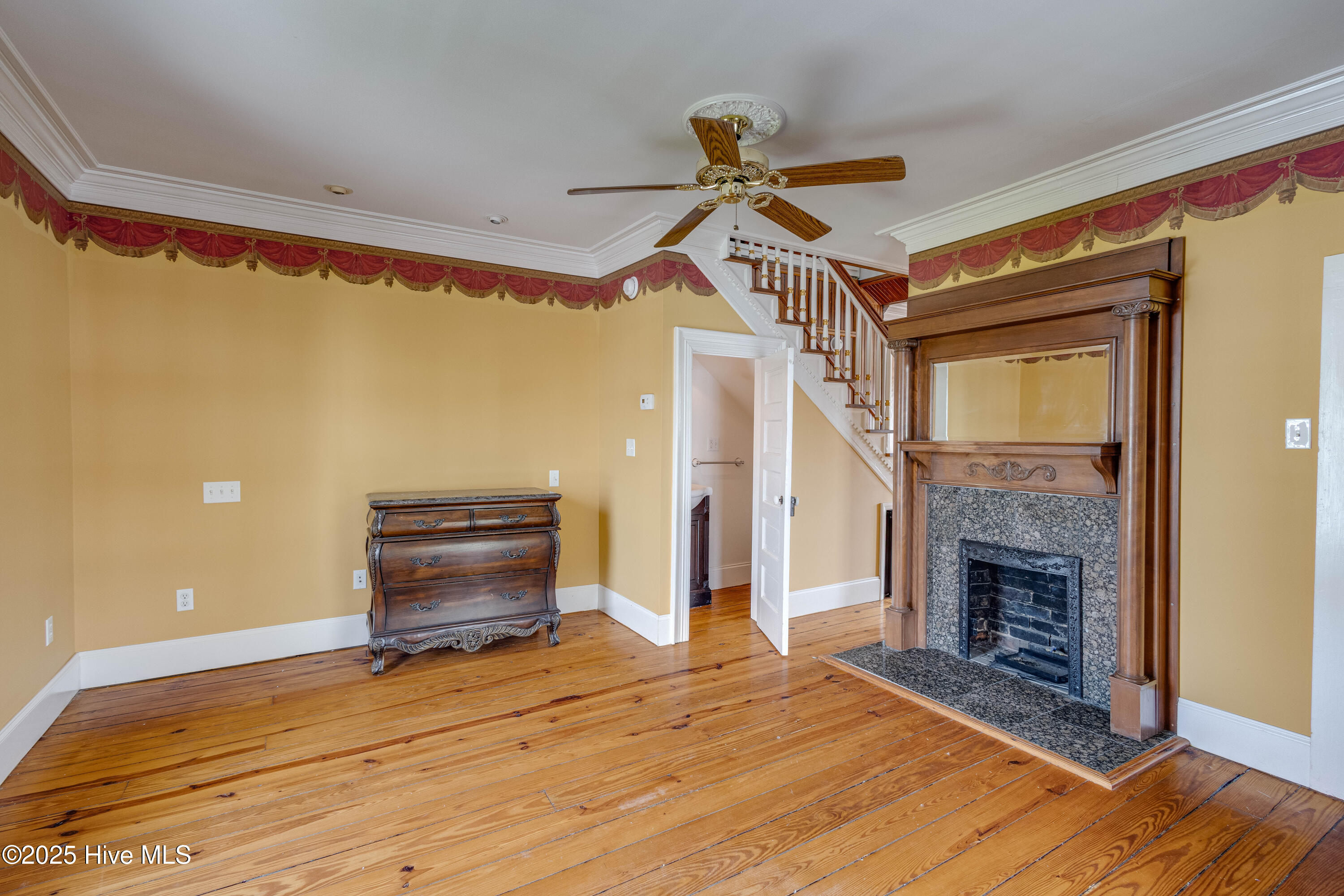 122 S Academy Street, Washington, North Carolina, 27889, United States, 3 Bedrooms Bedrooms, ,4 BathroomsBathrooms,Residential,For Sale,122 S Academy Street,1639244