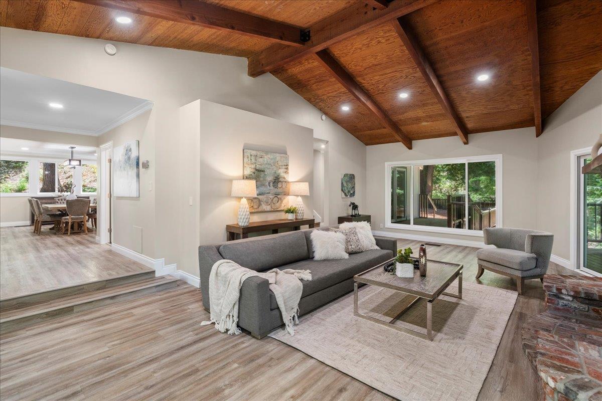 Los Gatos, California, 95033, United States, 3 Bedrooms Bedrooms, ,3 BathroomsBathrooms,Residential,For Sale,1905876