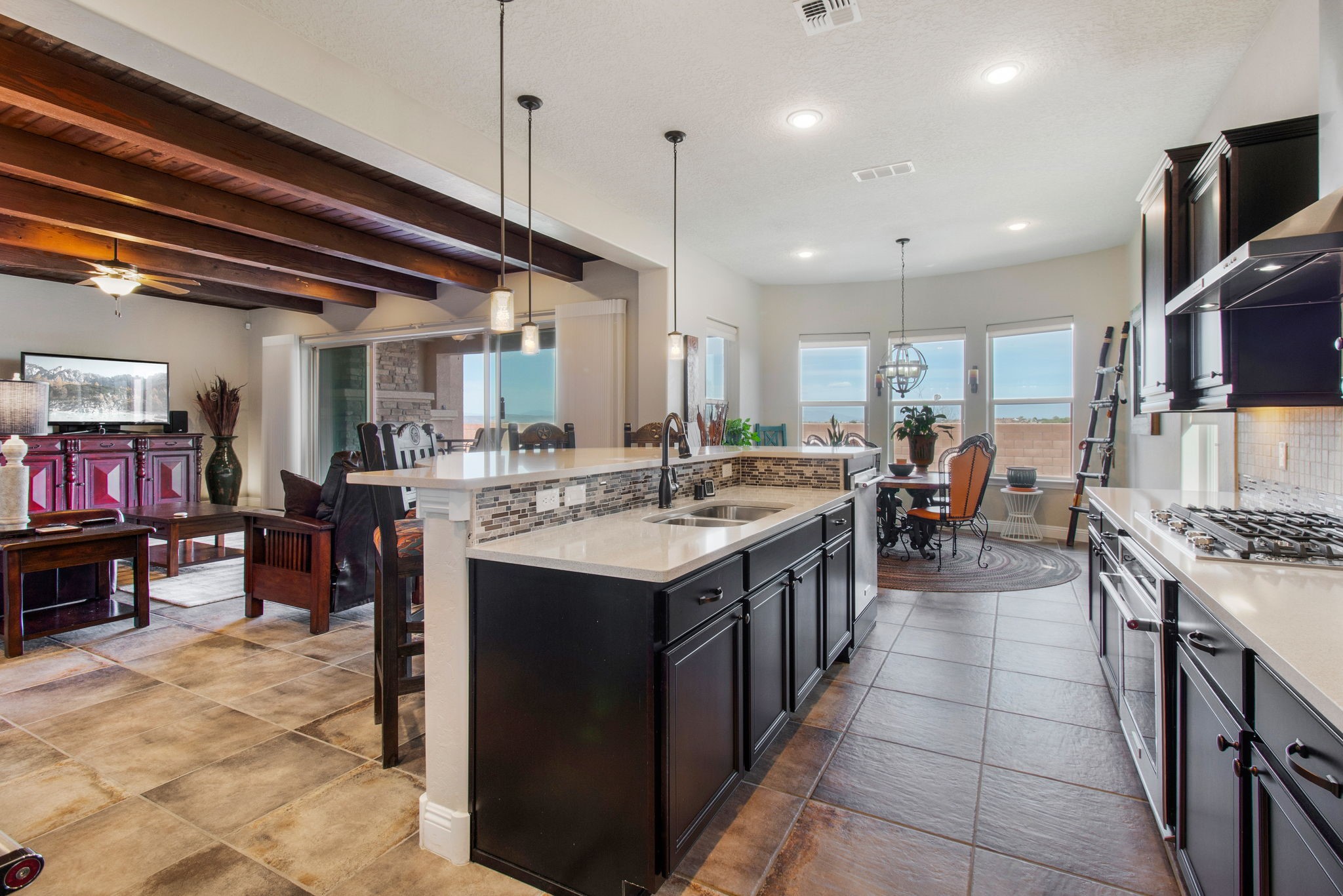  4719 Las Plazuelas - 物件實景