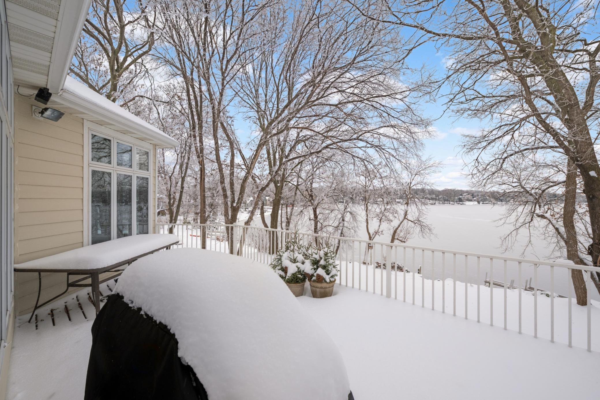 Prior Lake, Minnesota, 55372, United States, 4 Bedrooms Bedrooms, ,3 BathroomsBathrooms,Residential,For Sale,2003014