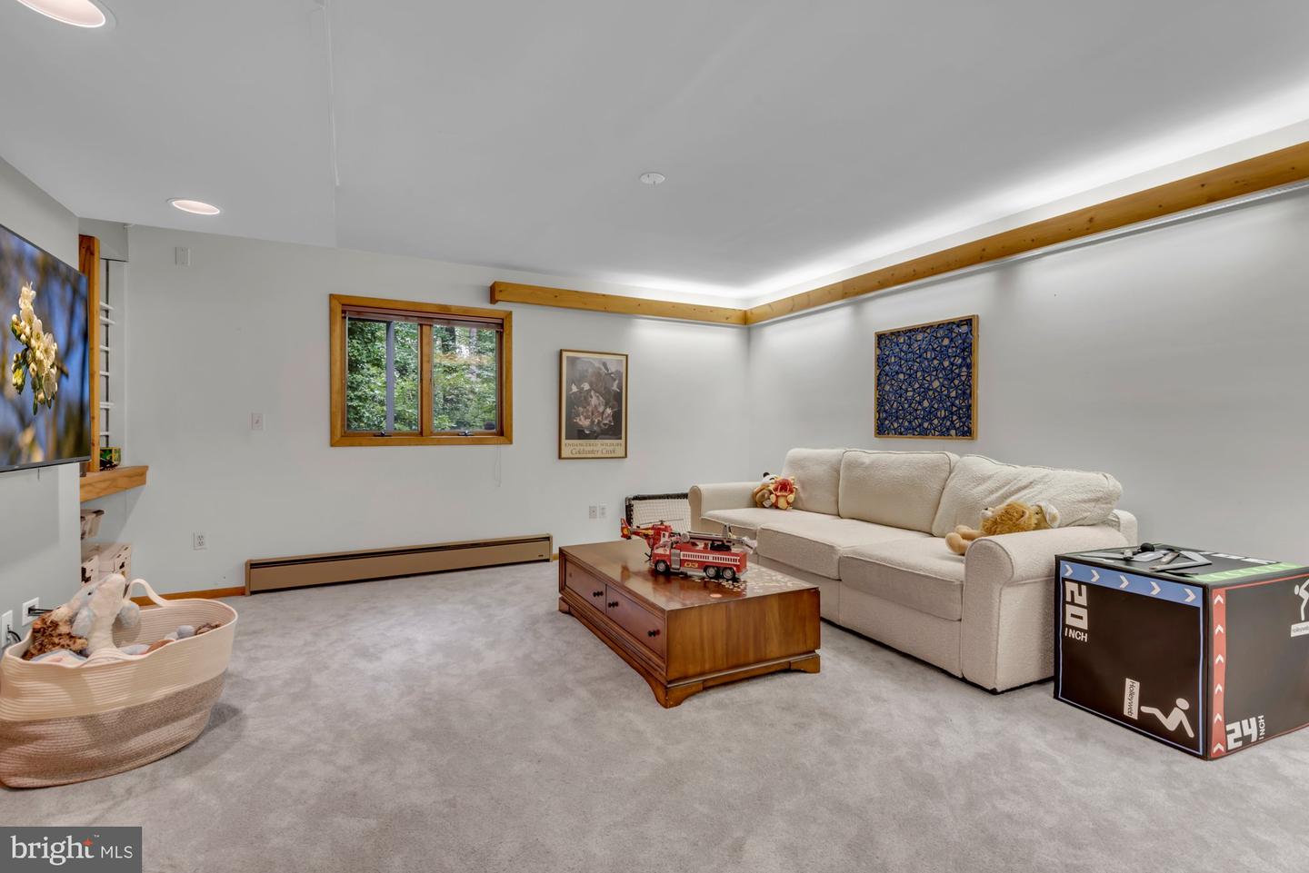Annapolis, Maryland, 21409, United States, 4 Bedrooms Bedrooms, ,5 BathroomsBathrooms,Residential,For Sale,1947089