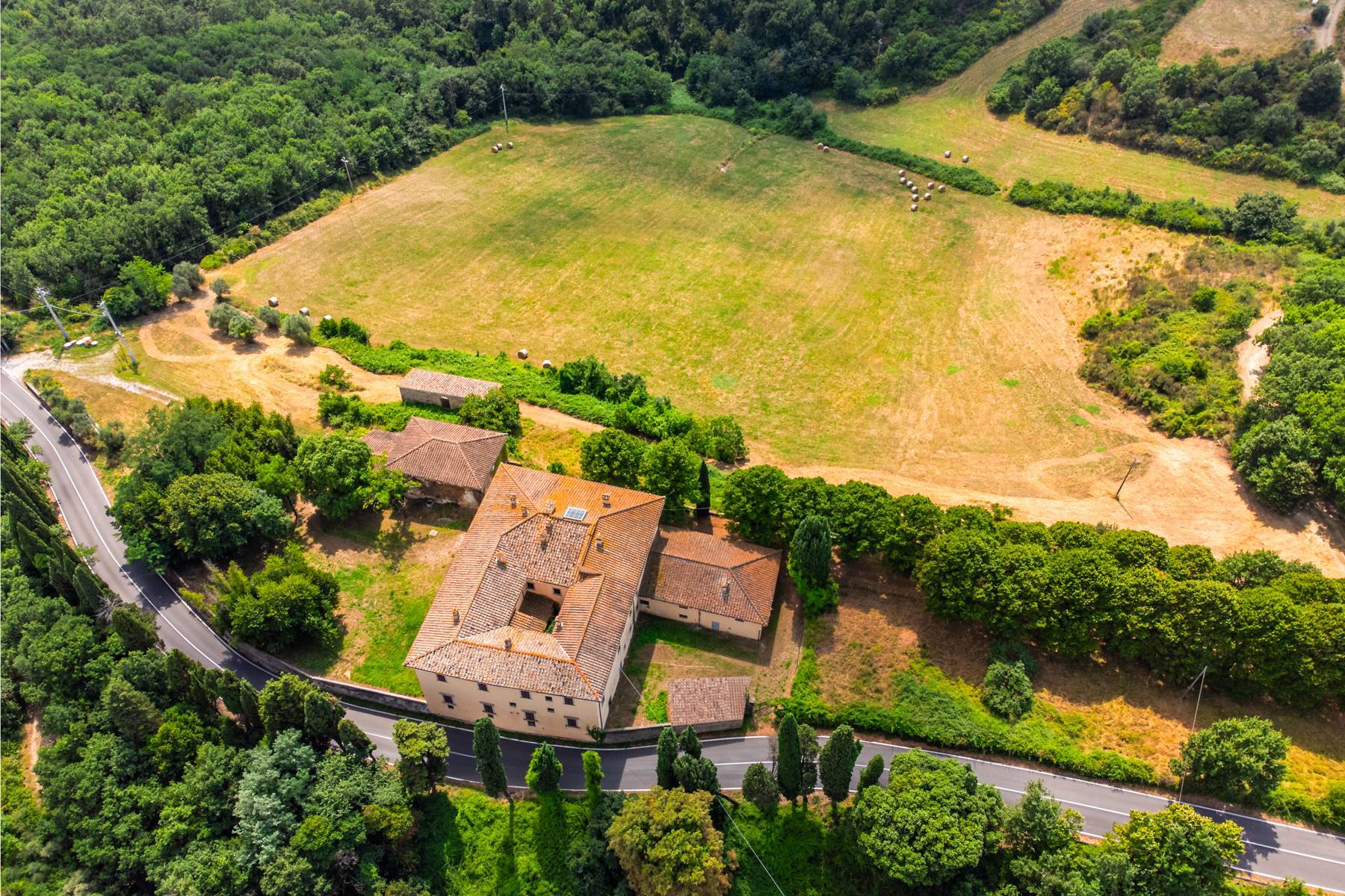 Barberino di Mugello, Firenze, 50031, IT, 35 Bedrooms Bedrooms, ,25 BathroomsBathrooms,Residential,For Sale,1926521