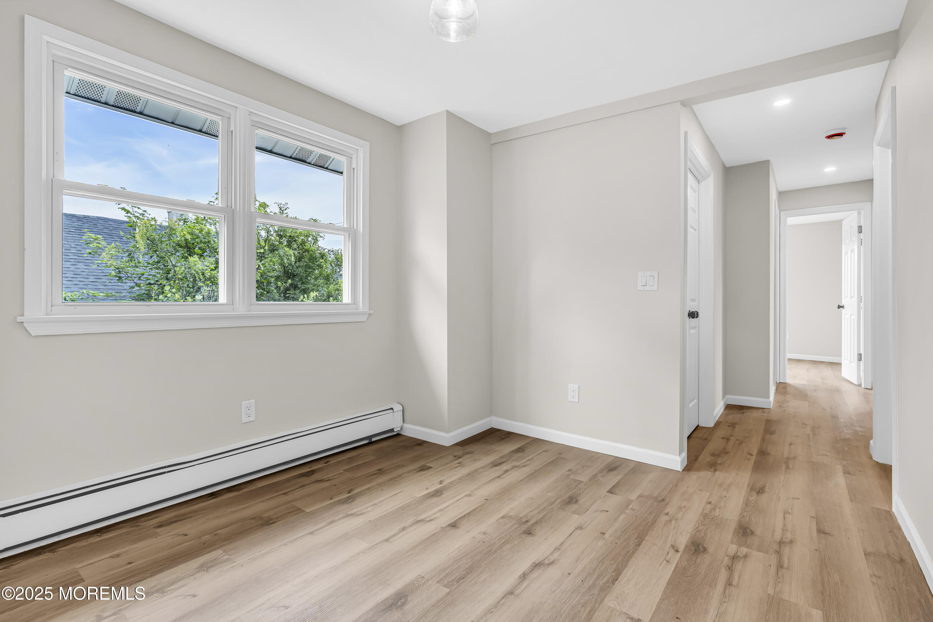 Keansburg, New Jersey, 07734, United States, ,Residential,For Sale,1936883