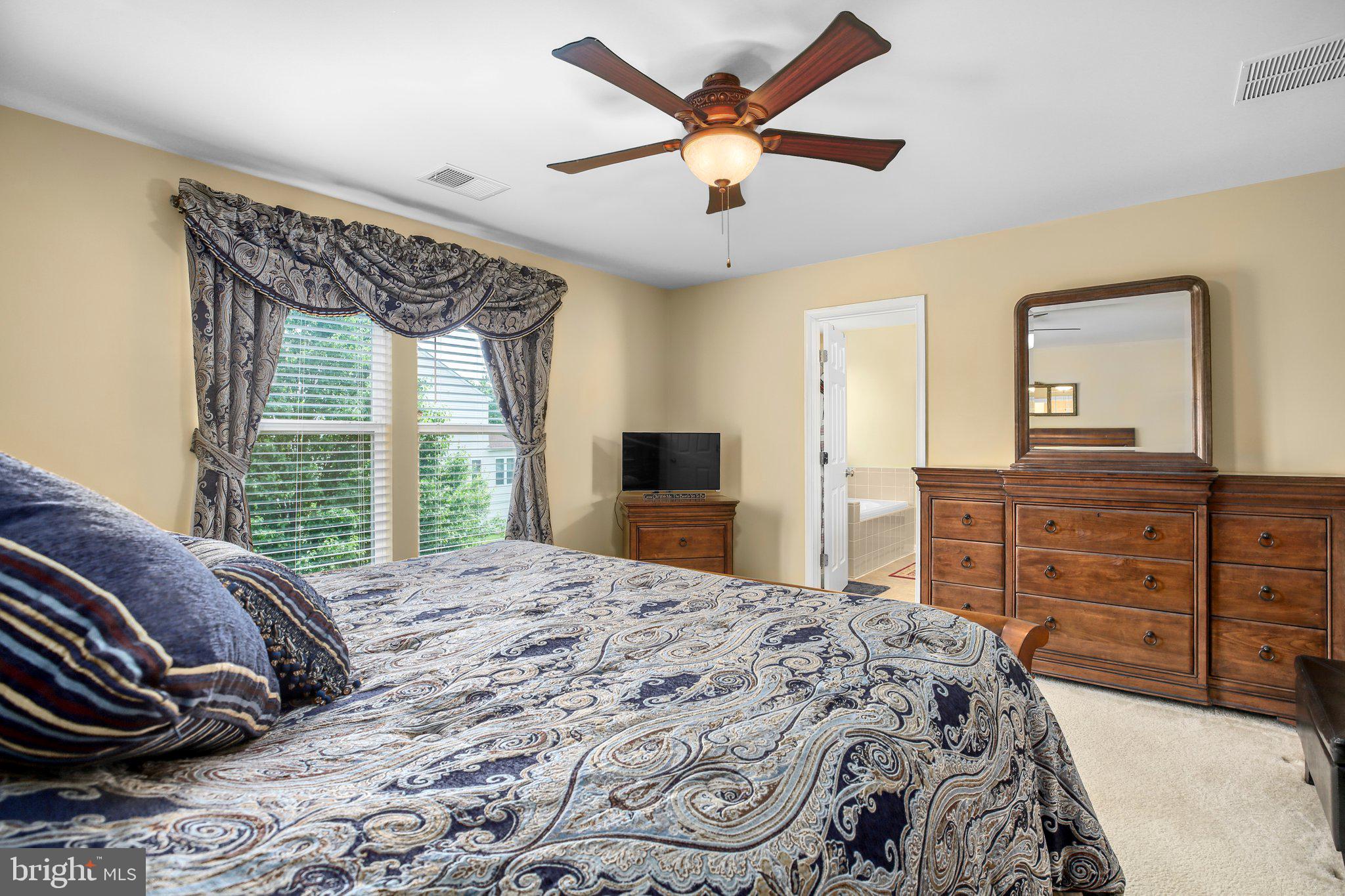 Fredericksburg, Virginia, 22406, United States, 3 Bedrooms Bedrooms, ,2 BathroomsBathrooms,Residential,For Sale,1887792