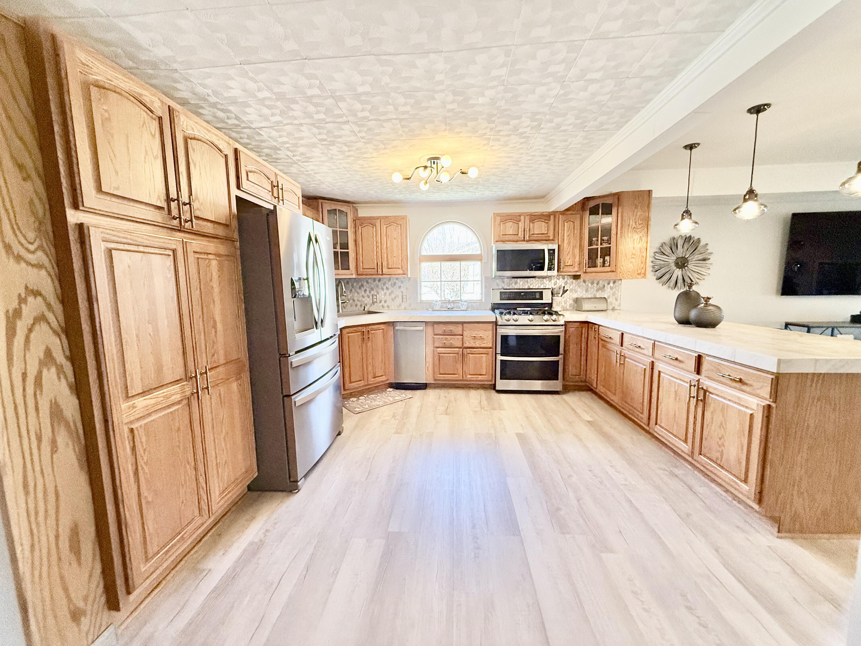 Plattsburgh, New York, 12901, United States, 3 Bedrooms Bedrooms, ,2 BathroomsBathrooms,Residential,For Sale,2048096