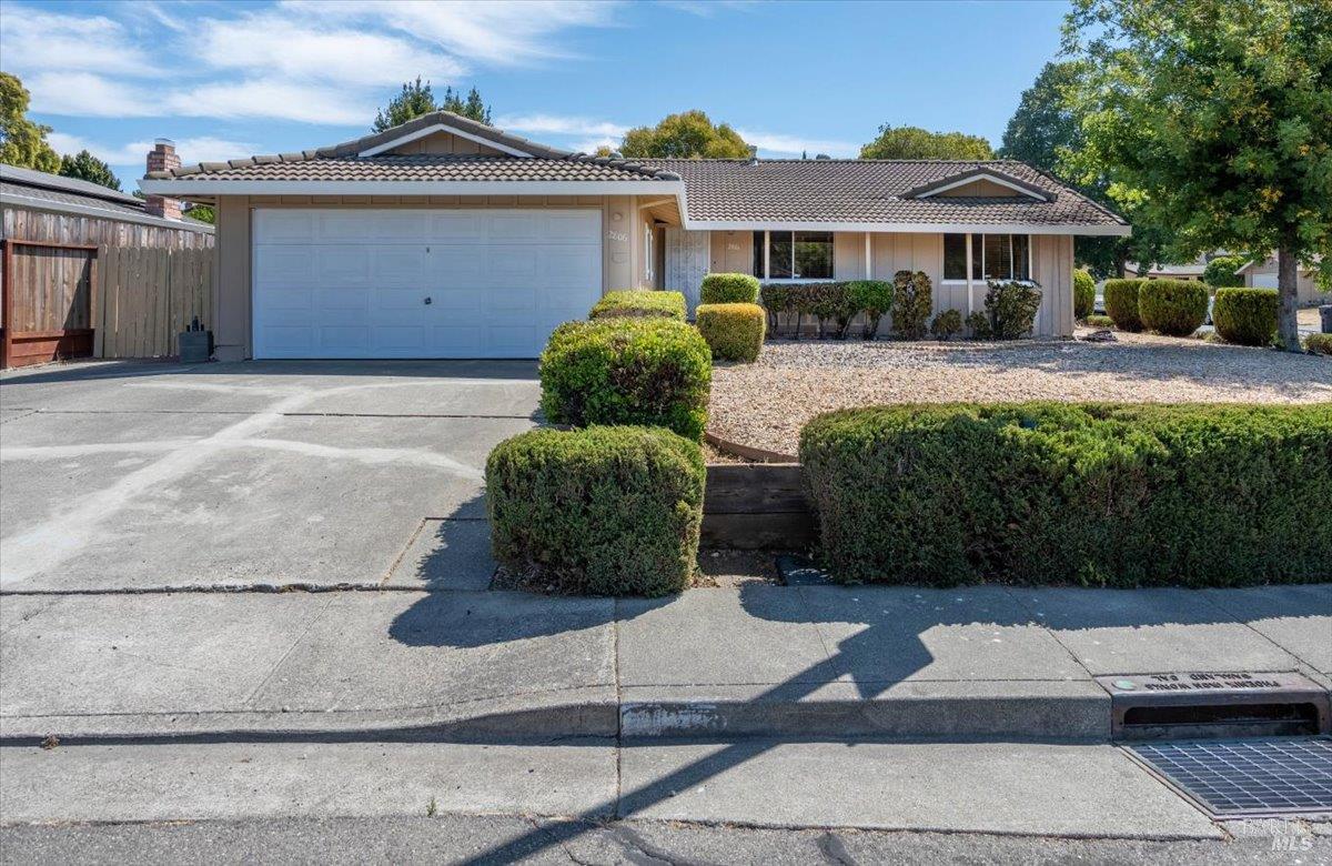 Fairfield, California, 94533, United States, 4 Bedrooms Bedrooms, ,2 BathroomsBathrooms,Residential,For Sale,1927172