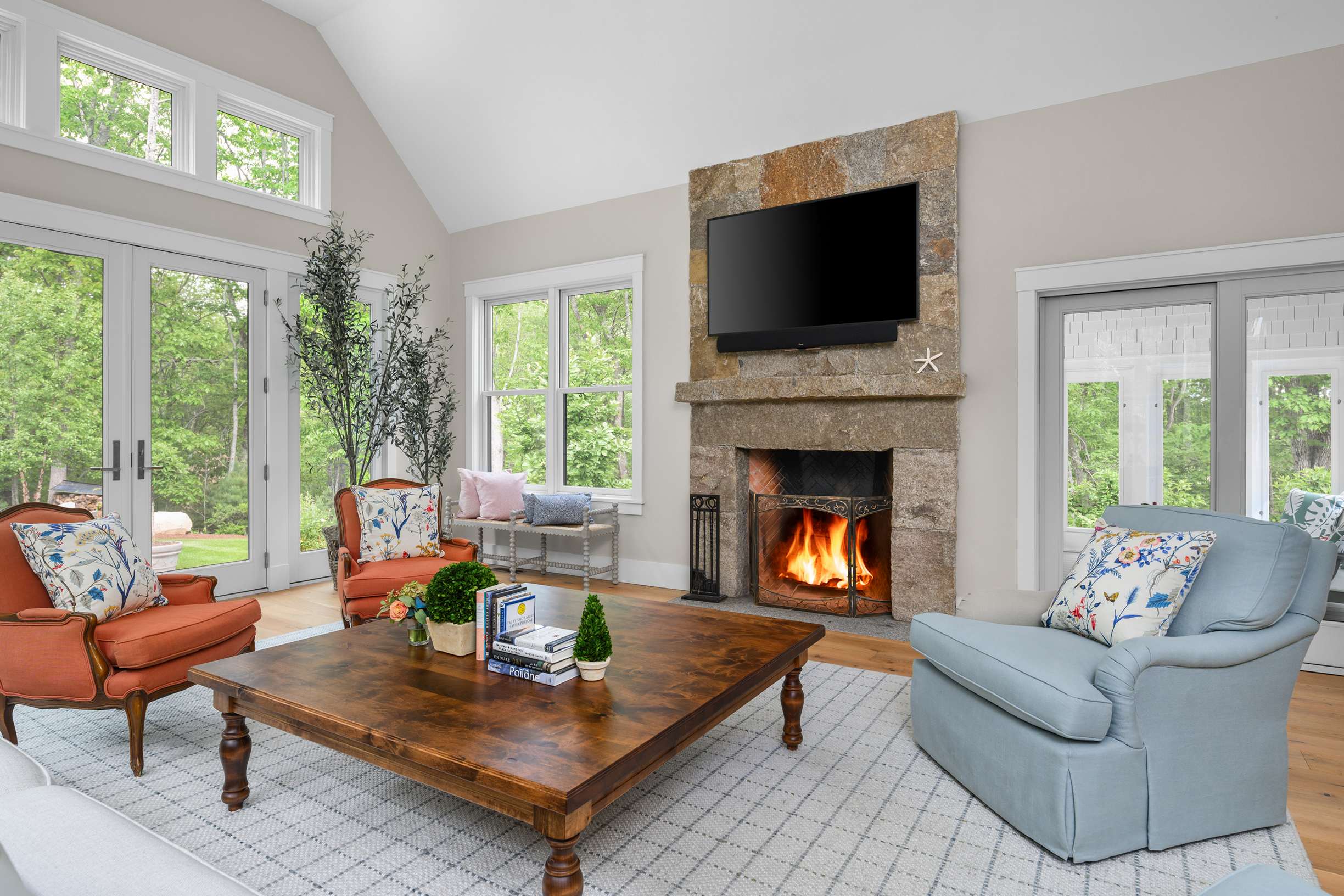  Custom Built Farmhouse in Cape Neddick - 物件實景