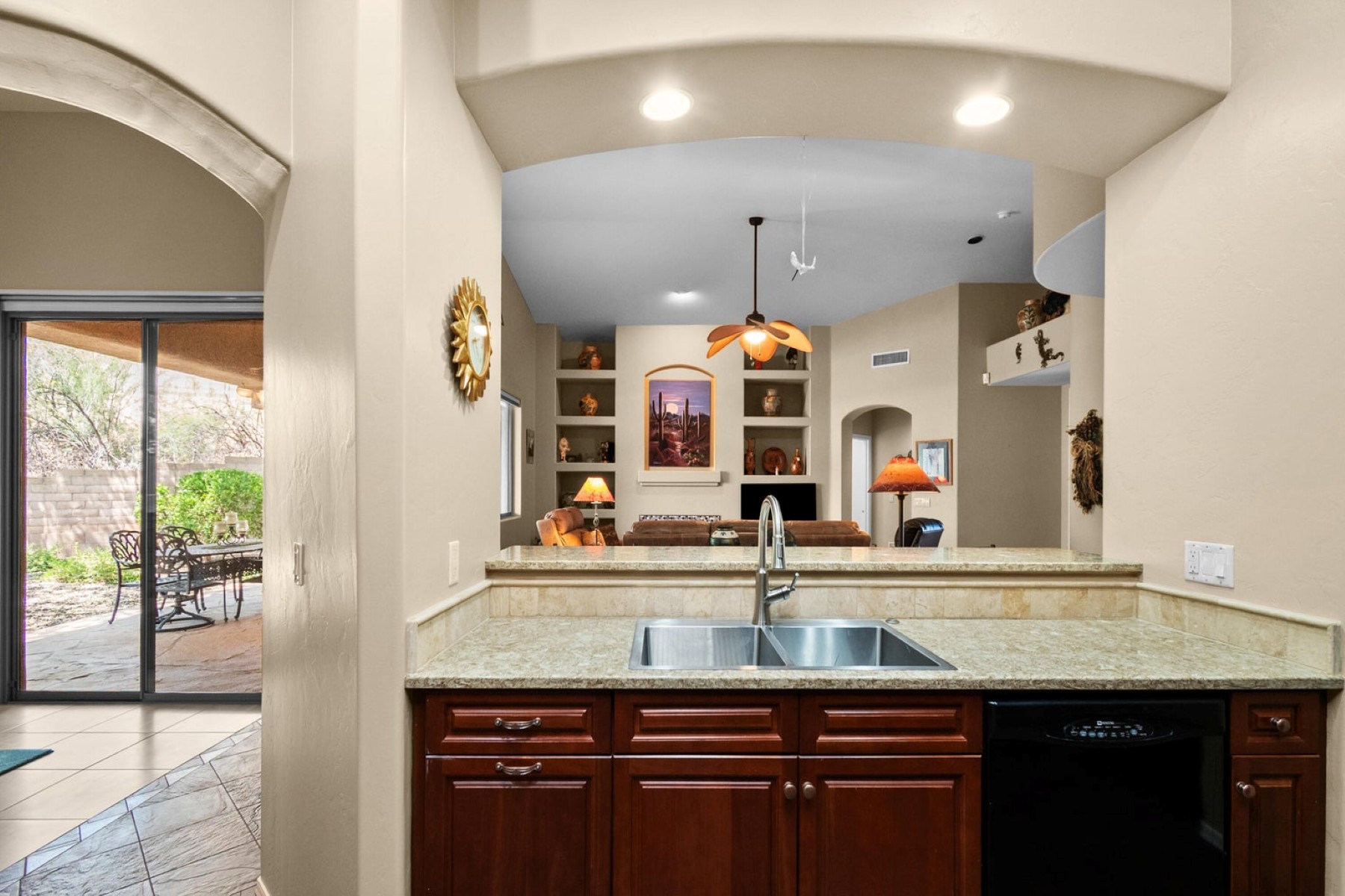  5305 N Spring View Drive  Tucson, AZ - 物件實景