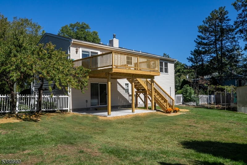 Parsippany, New Jersey, 07054-2126, United States, 4 Bedrooms Bedrooms, ,3 BathroomsBathrooms,Residential,For Sale,1976292