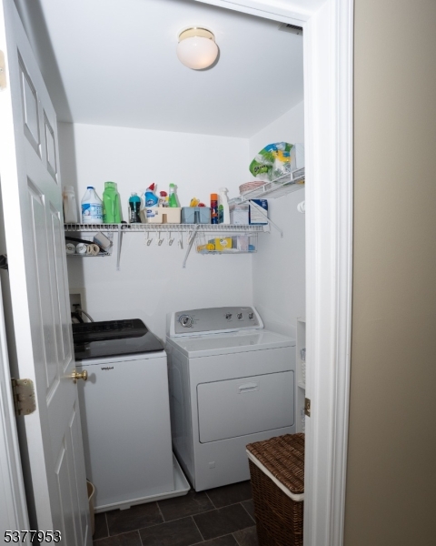 Raritan Twp., New Jersey, 08822, United States, 3 Bedrooms Bedrooms, ,3 BathroomsBathrooms,Residential,For Sale,1913482