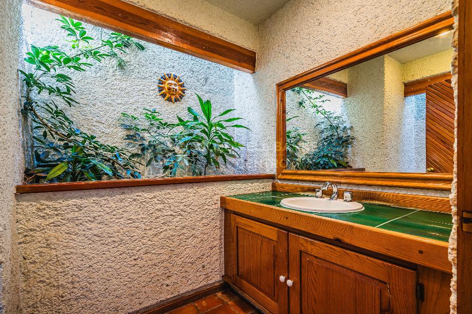 Querétaro, Querétaro, 76100, Mexico, 3 Bedrooms Bedrooms, ,3 BathroomsBathrooms,Residential,For Sale,1965428