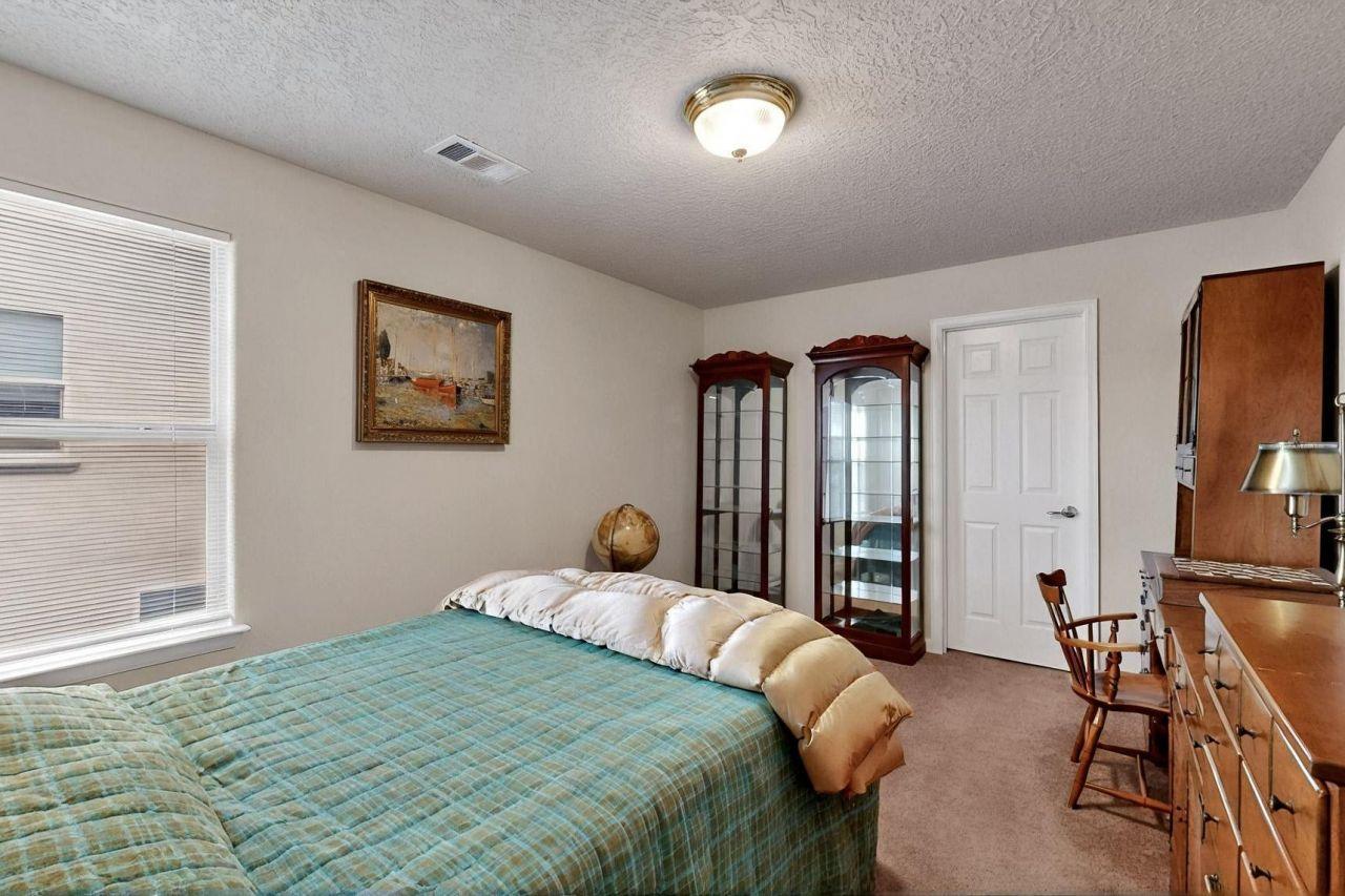Rio Rancho, New Mexico, 87124, United States, 4 Bedrooms Bedrooms, ,3 BathroomsBathrooms,Residential,For Sale,1804935