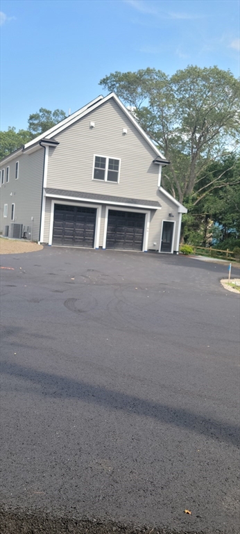 Attleboro, Massachusetts, 02703, United States, 4 Bedrooms Bedrooms, ,3 BathroomsBathrooms,Residential,For Sale,1905664