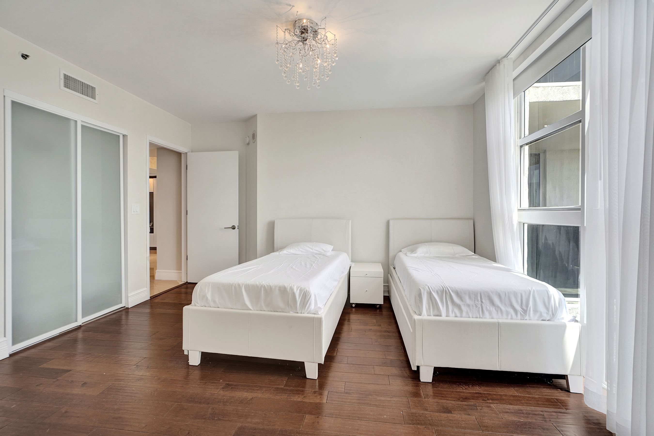  19111 Collins Ave, Sunny Isles Beach, FL, 33160 - 物件實景
