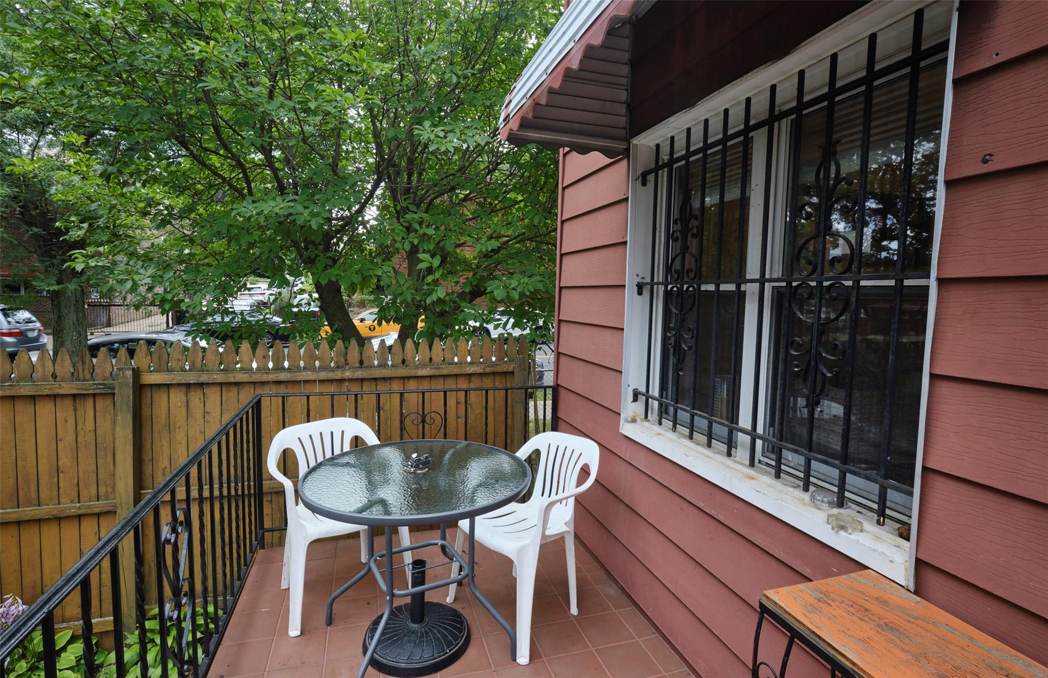 Bronx, New York, 10469, United States, 3 Bedrooms Bedrooms, ,3 BathroomsBathrooms,Residential,For Sale,1907076